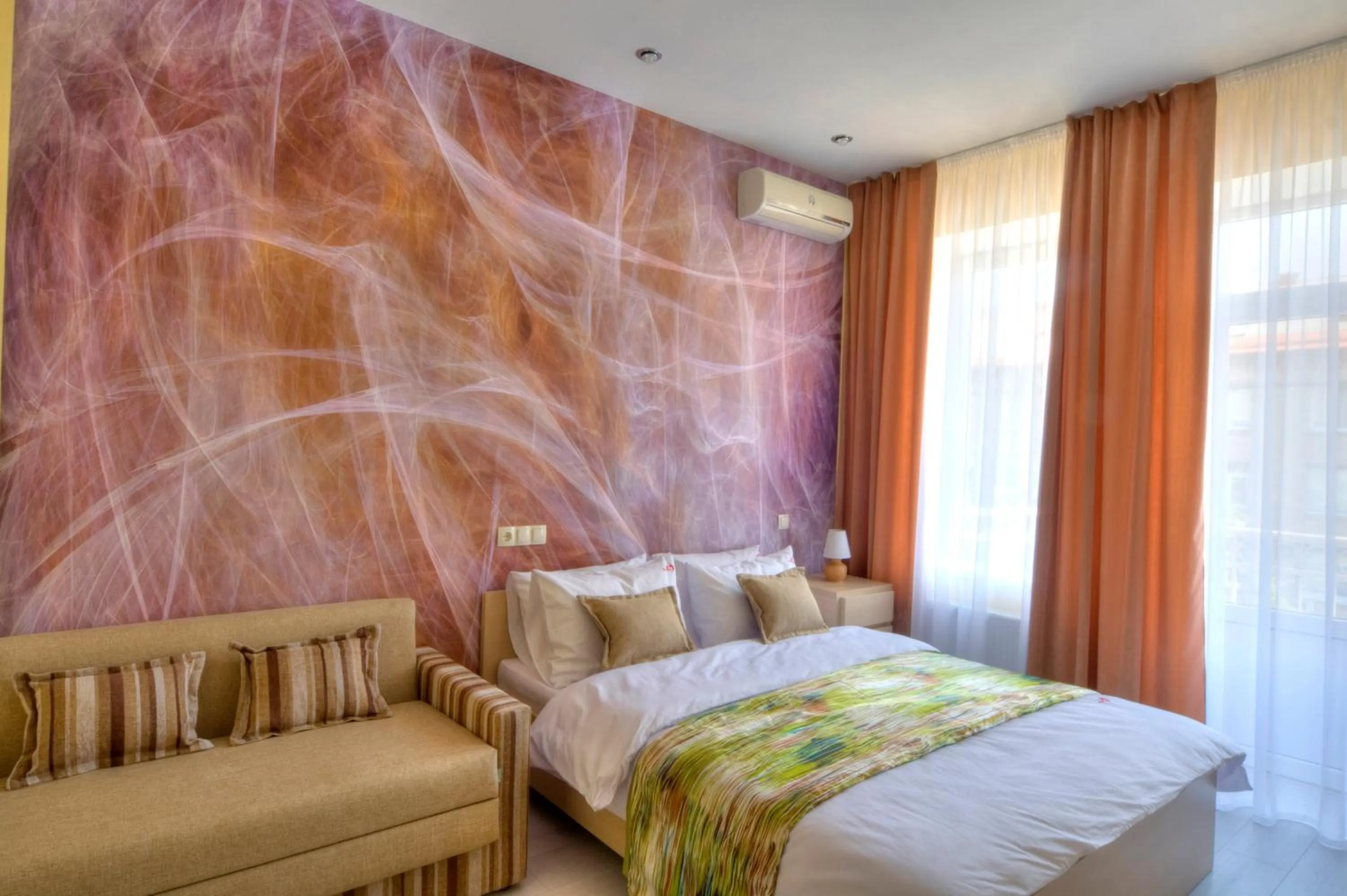 Bedroom, Bed in Fire Inn