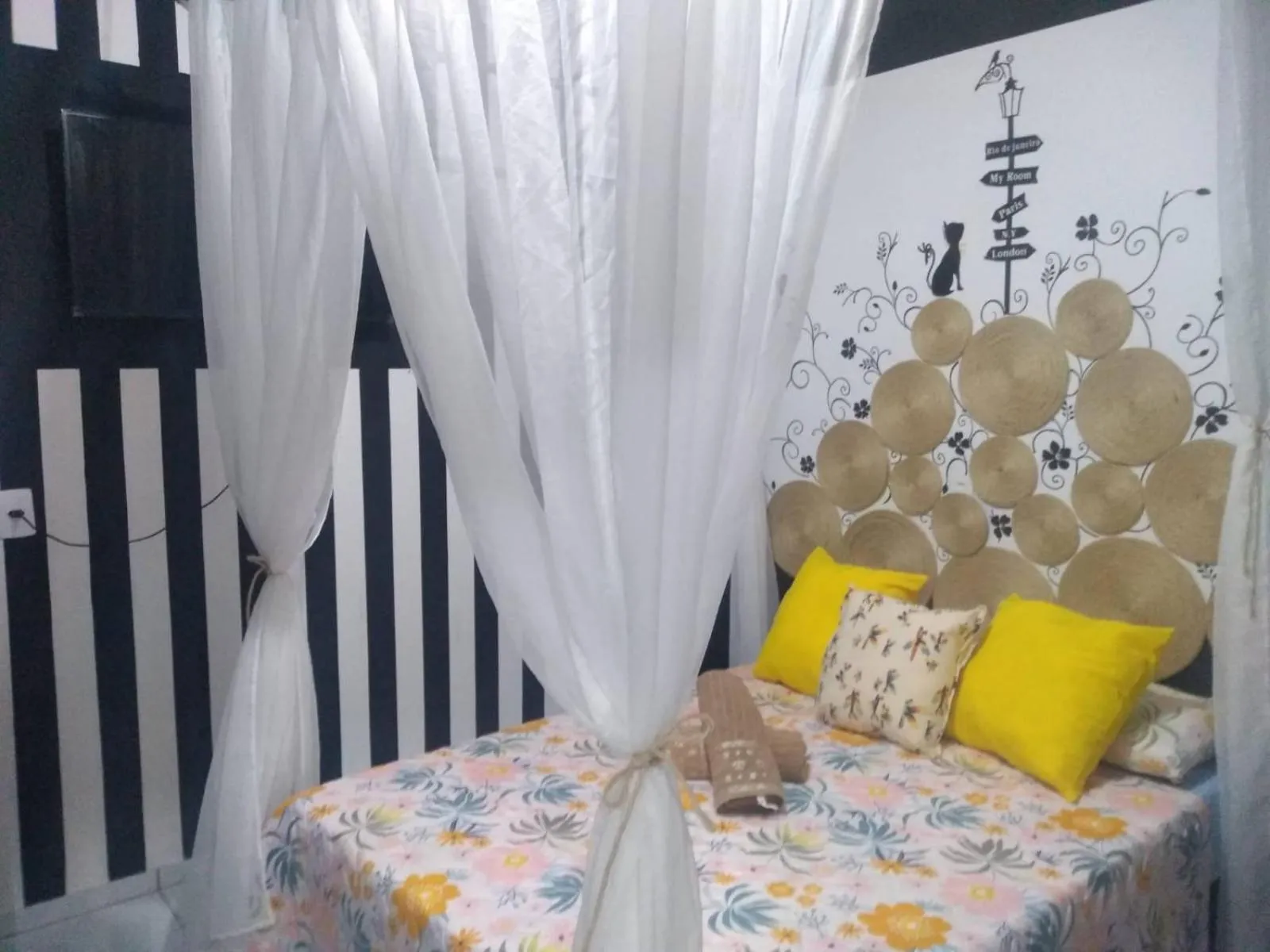 Bed in Pousada Luzemar quarto