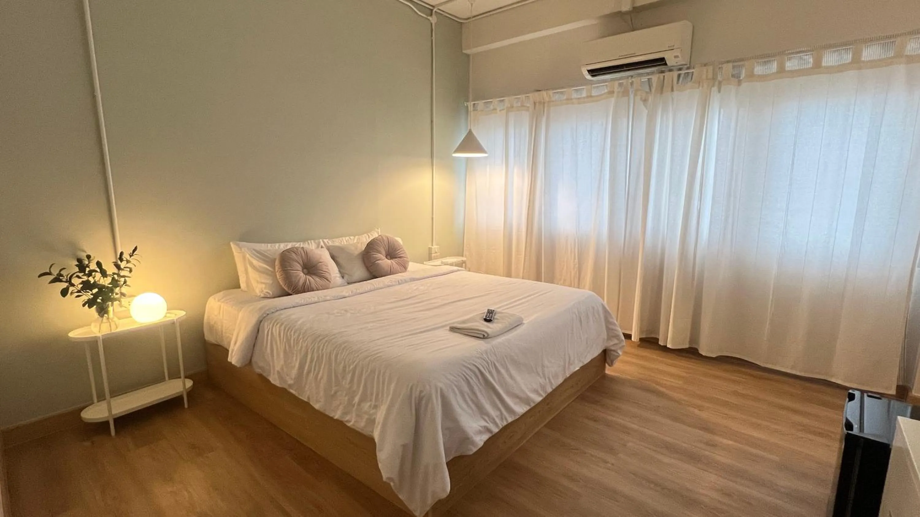 Bed in La Moon House