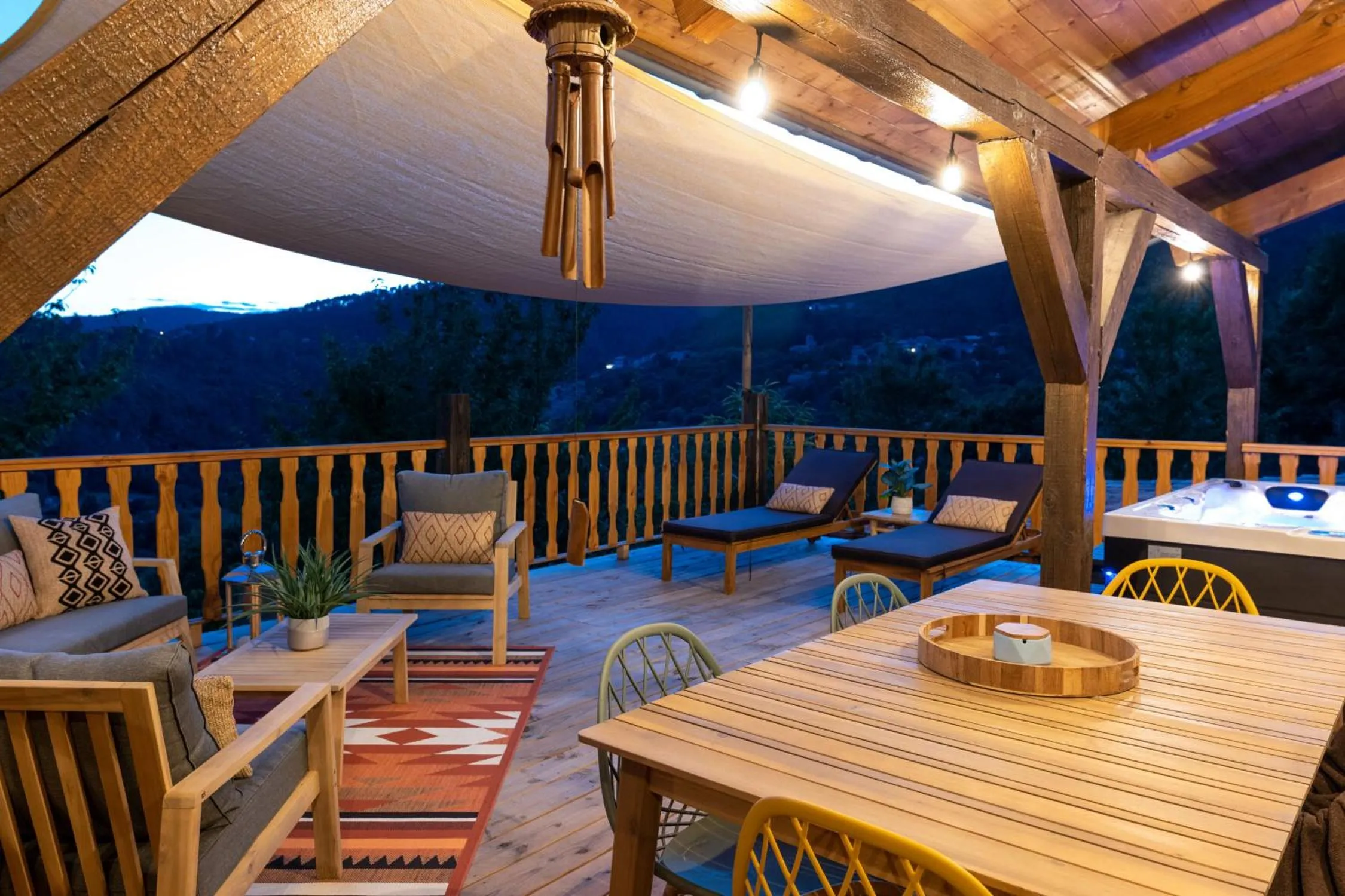 Patio in Domaine de Chalvêches Hôtel SPA 4*