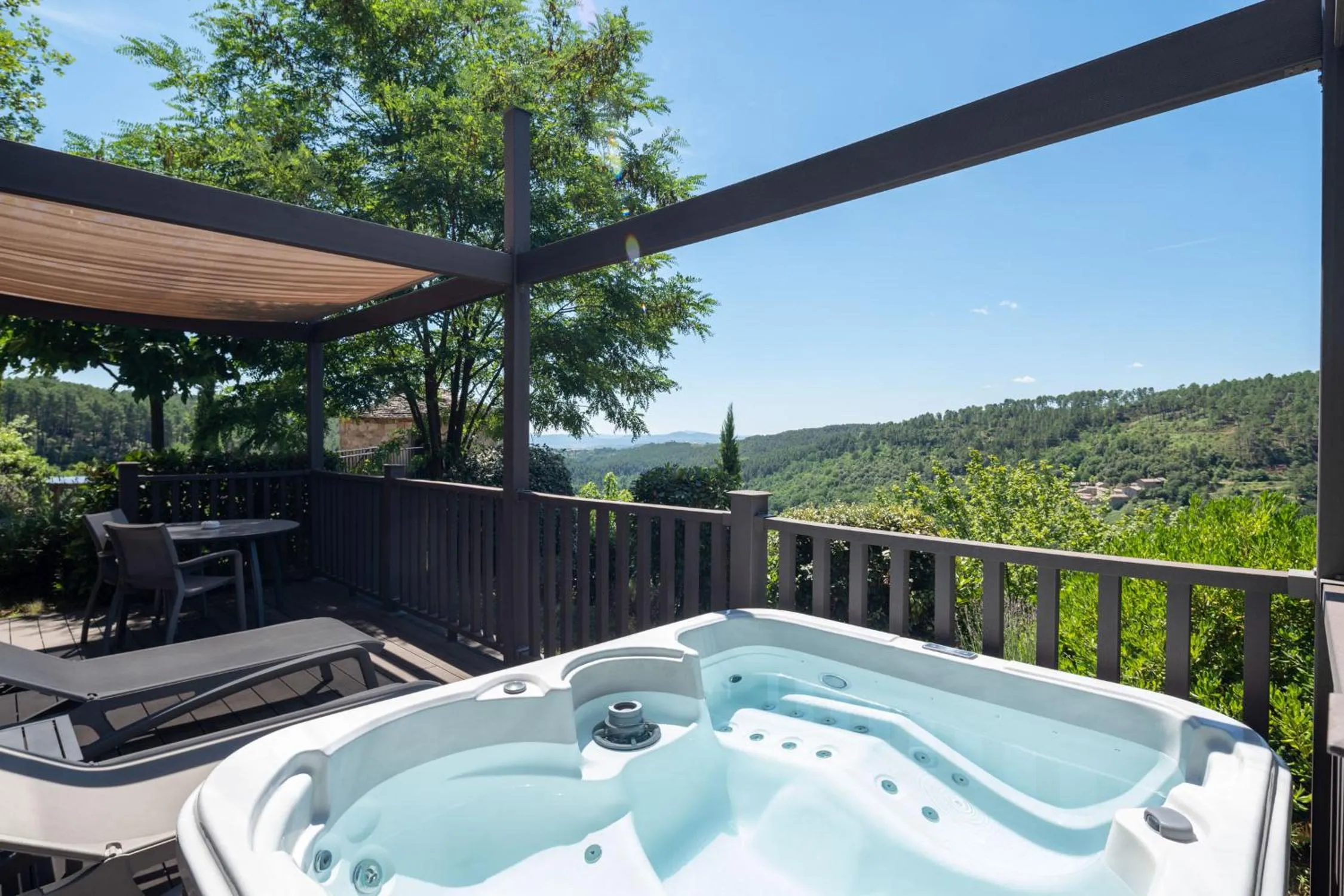 Balcony/Terrace in Domaine de Chalvêches Hôtel SPA 4*