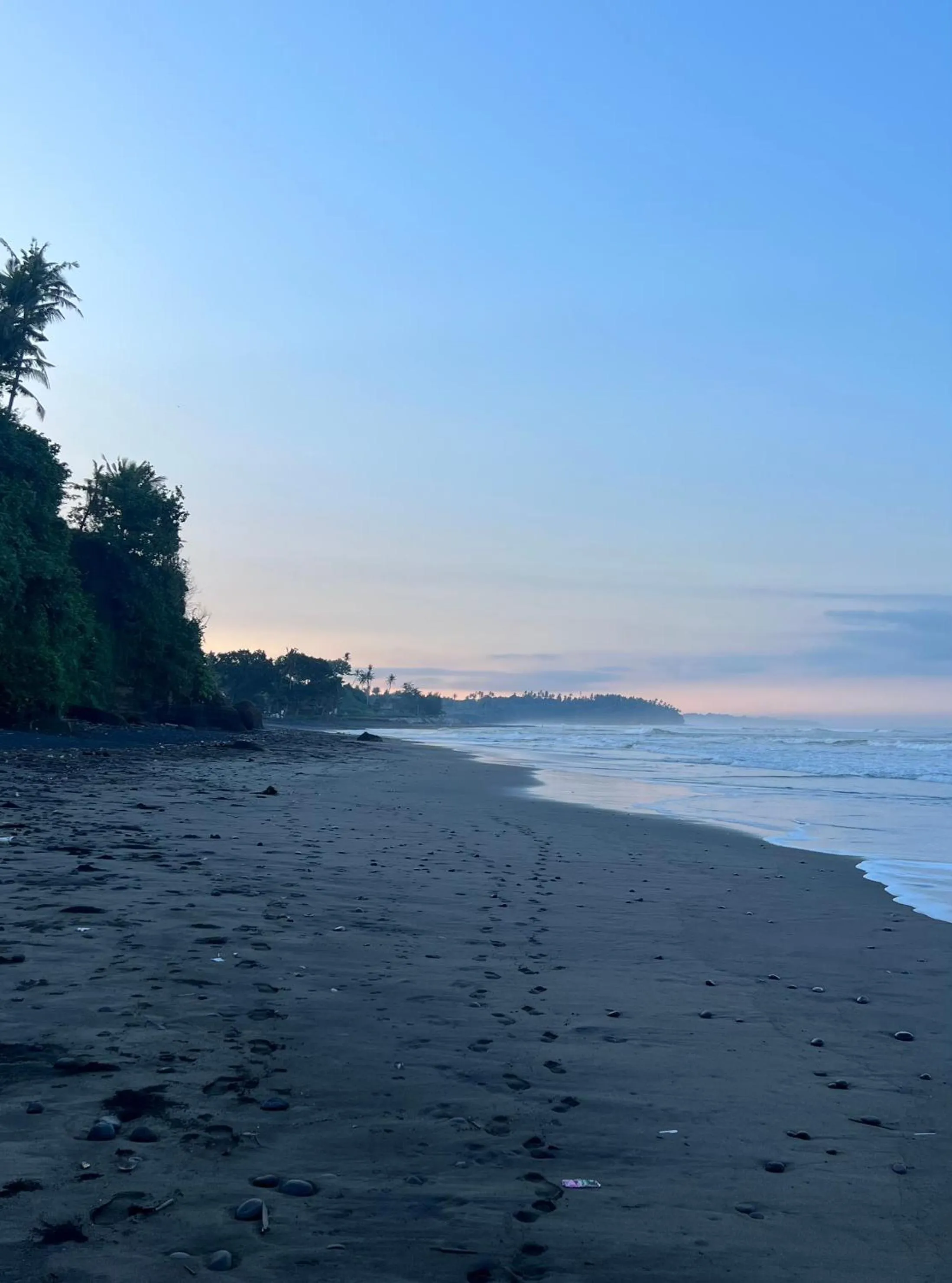 Beach in Rumah Senang - Walk to Beach