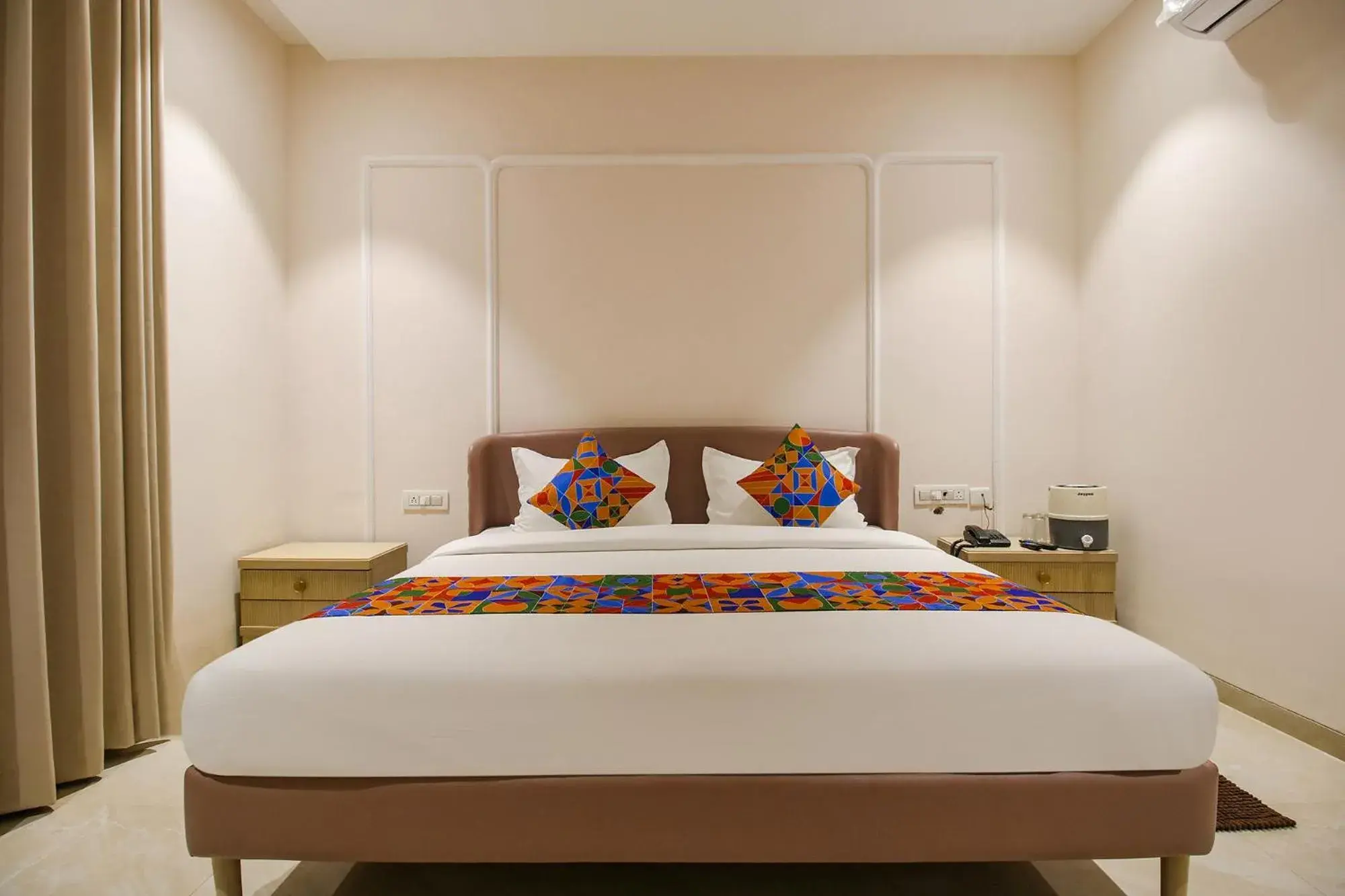Deluxe Room - single occupancy in FabHotel Sharma & Vishnu Garden Deluxe Room - single occupancy in FabHotel Sharma & Vishnu Garden