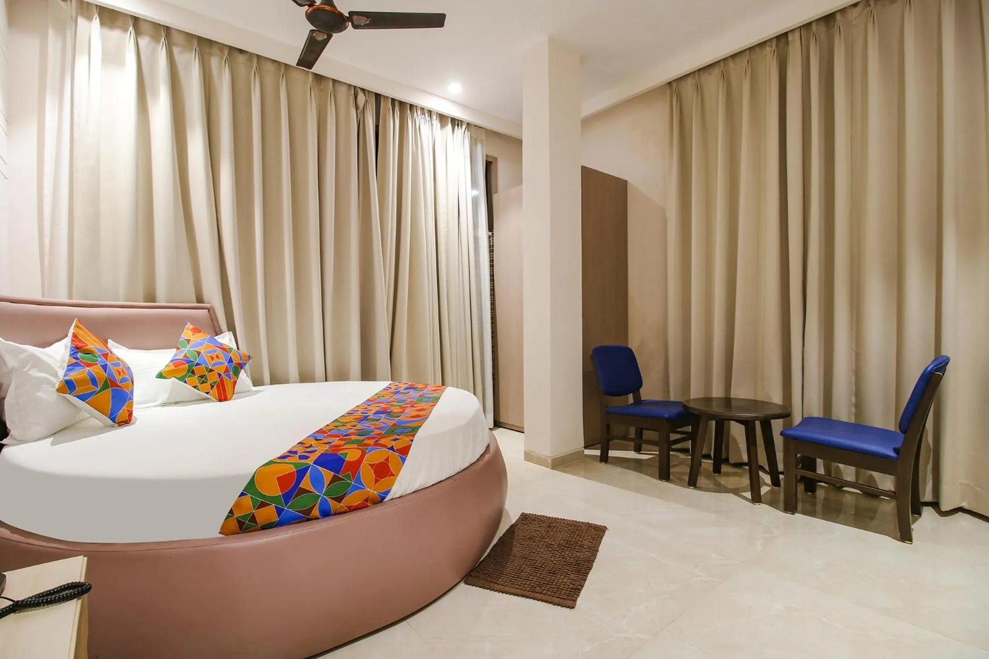 Photo of the whole room, Bed in FabHotel Sharma & Vishnu Garden