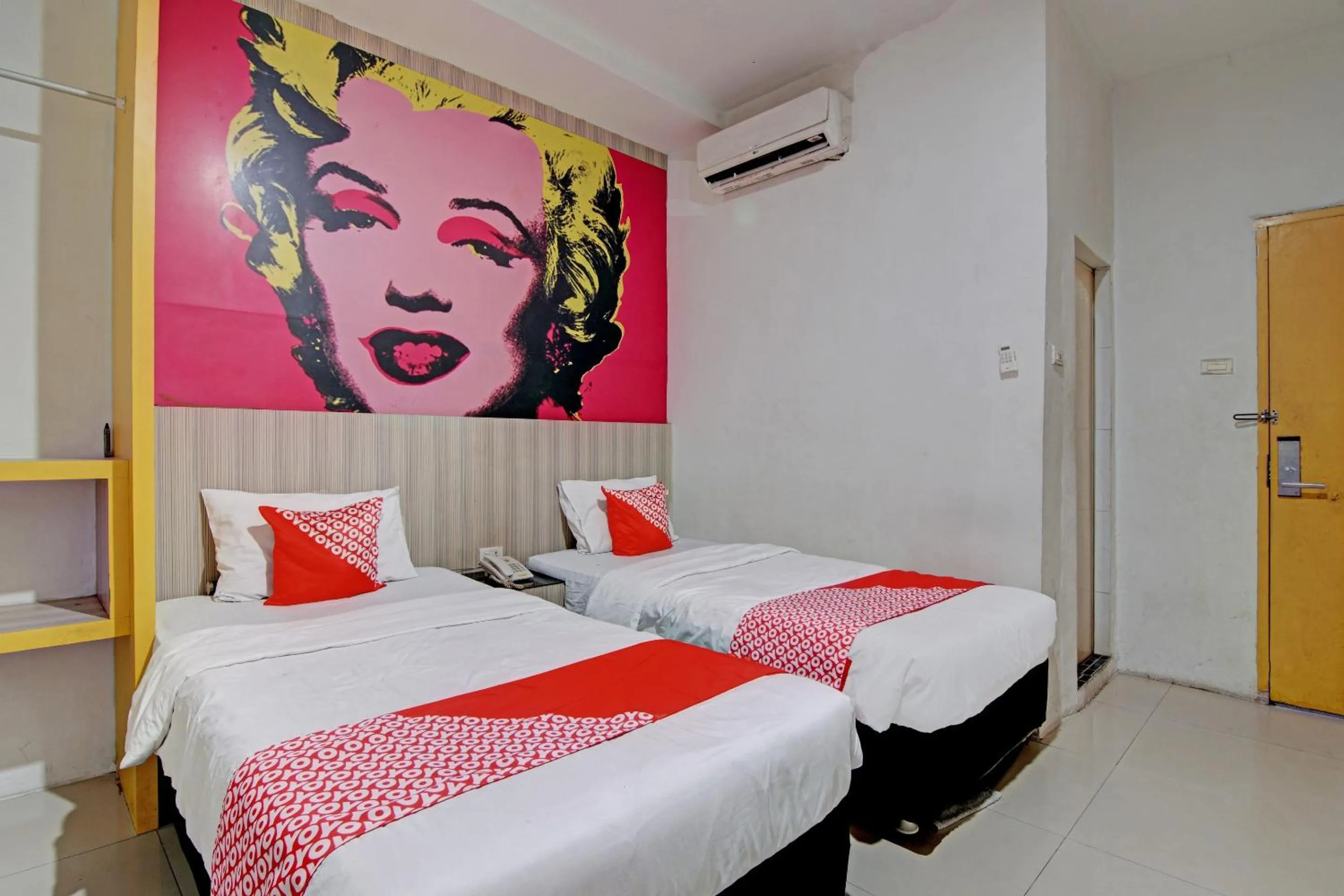 Bedroom, Bed in Hotel O Celine Home Syariah
