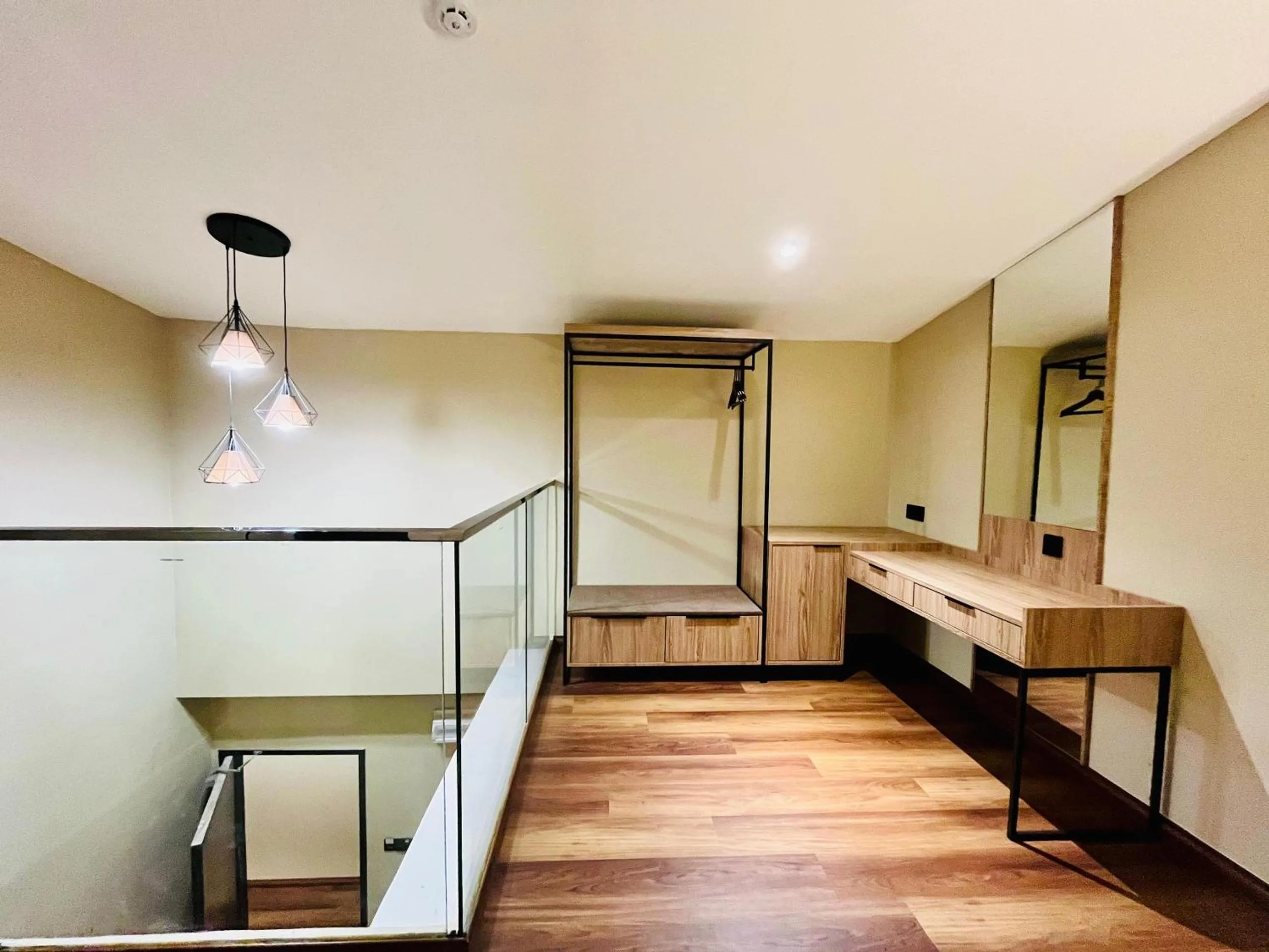 wardrobe in I-VISTA HOTEL