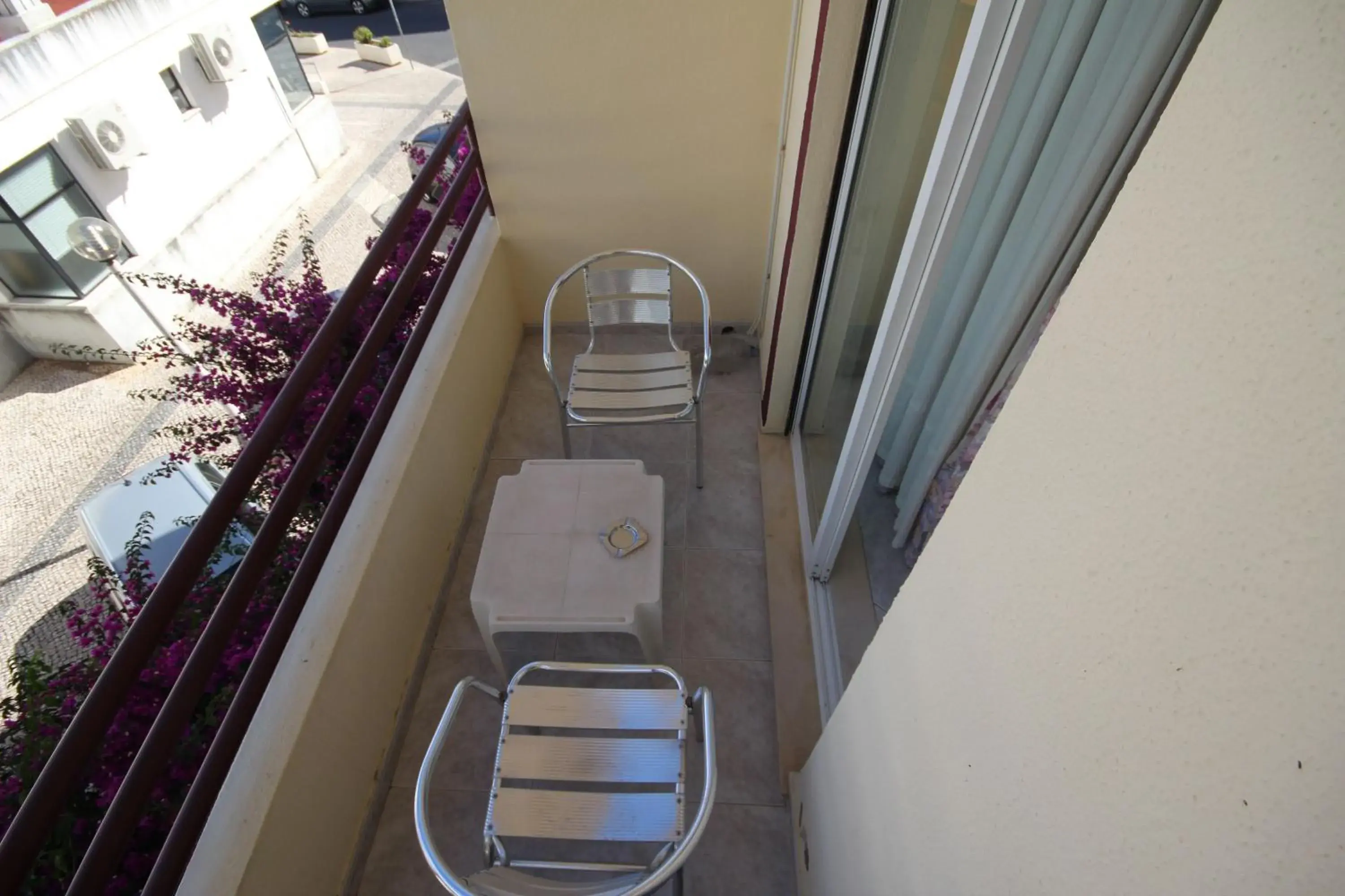 Comfort Twin Room with Balcony in Hospedaria Buganvilia Alvor Comfort Twin Room with Balcony in Hospedaria Buganvilia Alvor