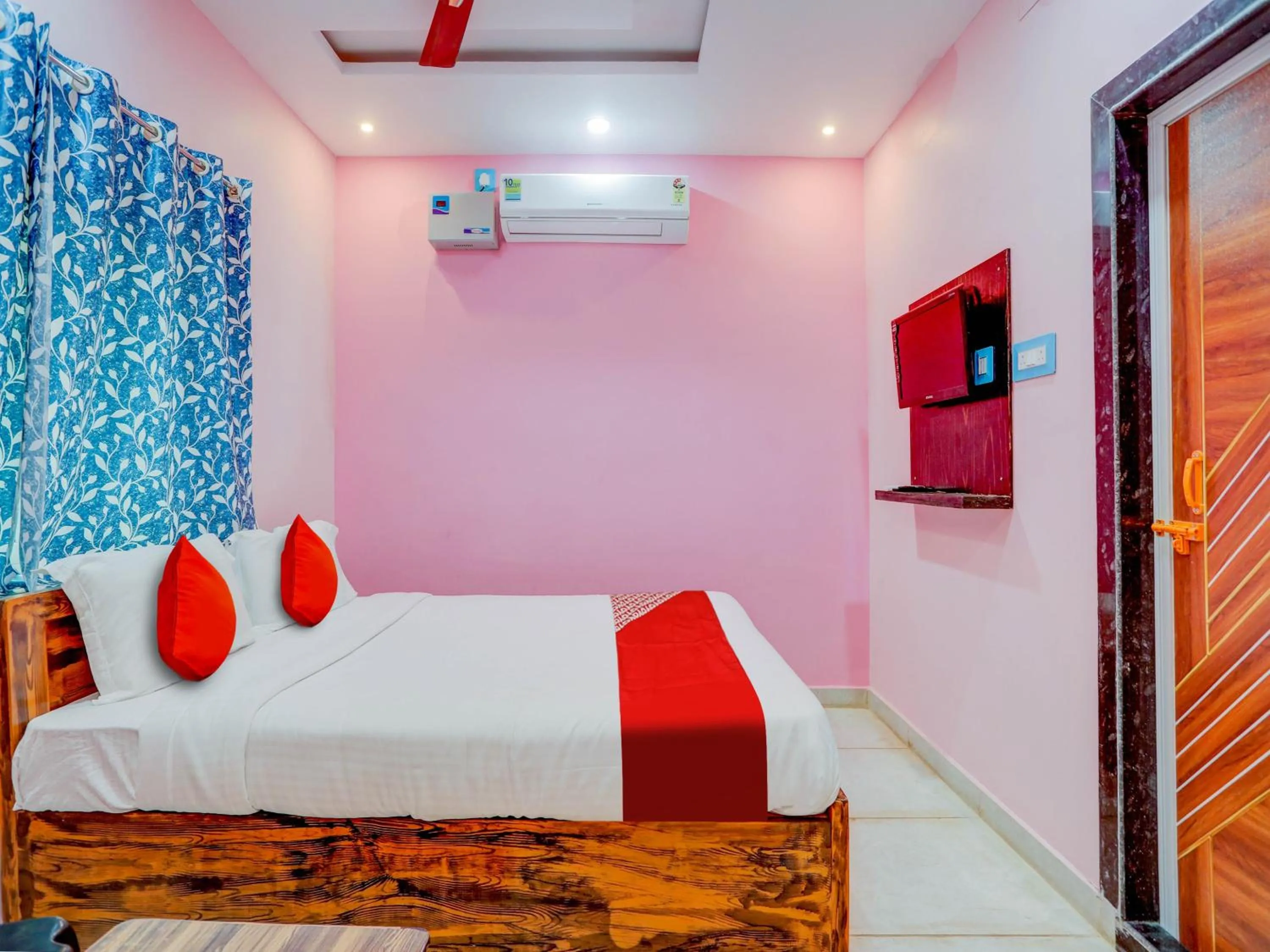 Bedroom in Hotel O Kalinga Inn