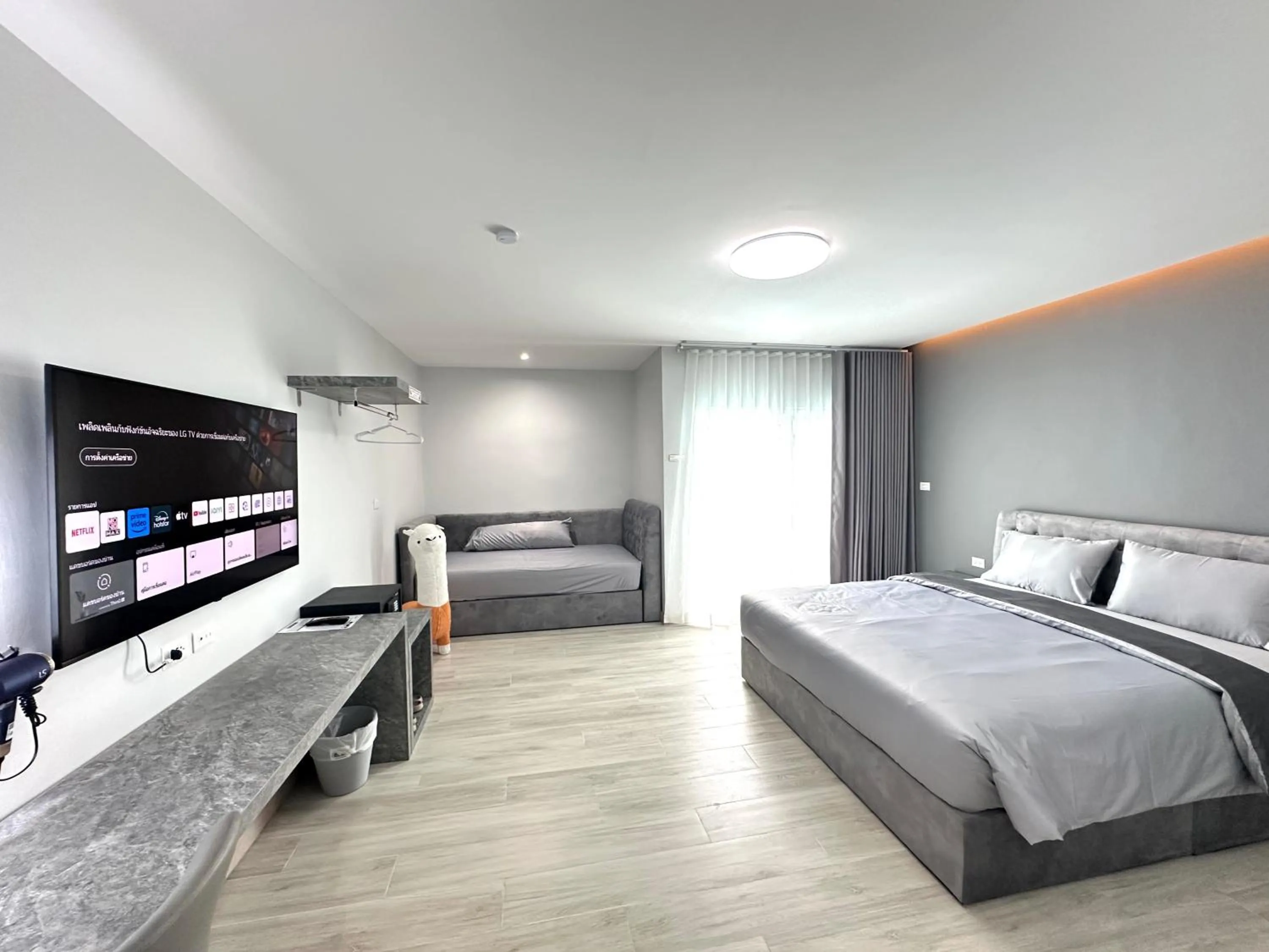 Bedroom, Bed in Kata Place Villa