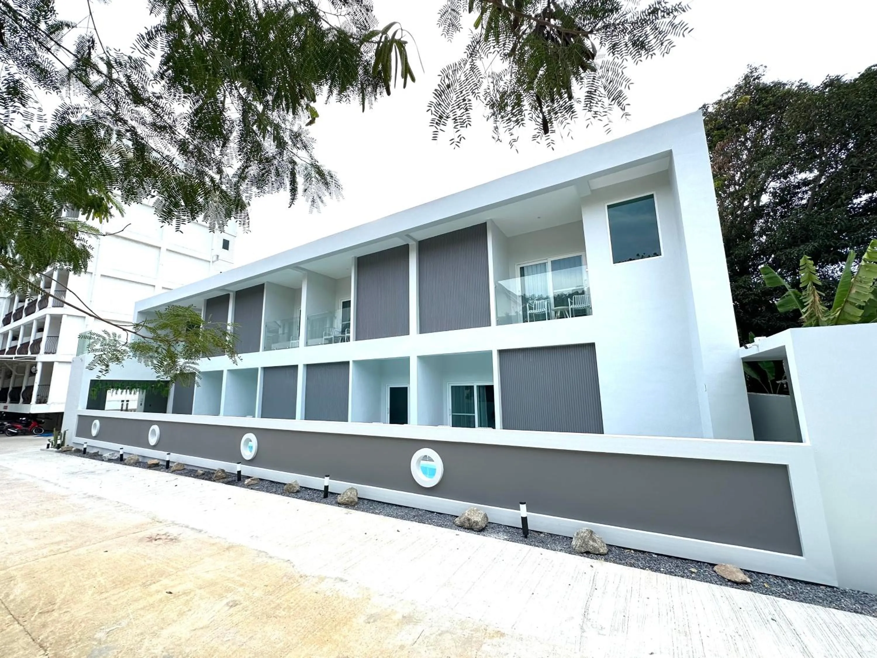 Property building in Kata Place Villa