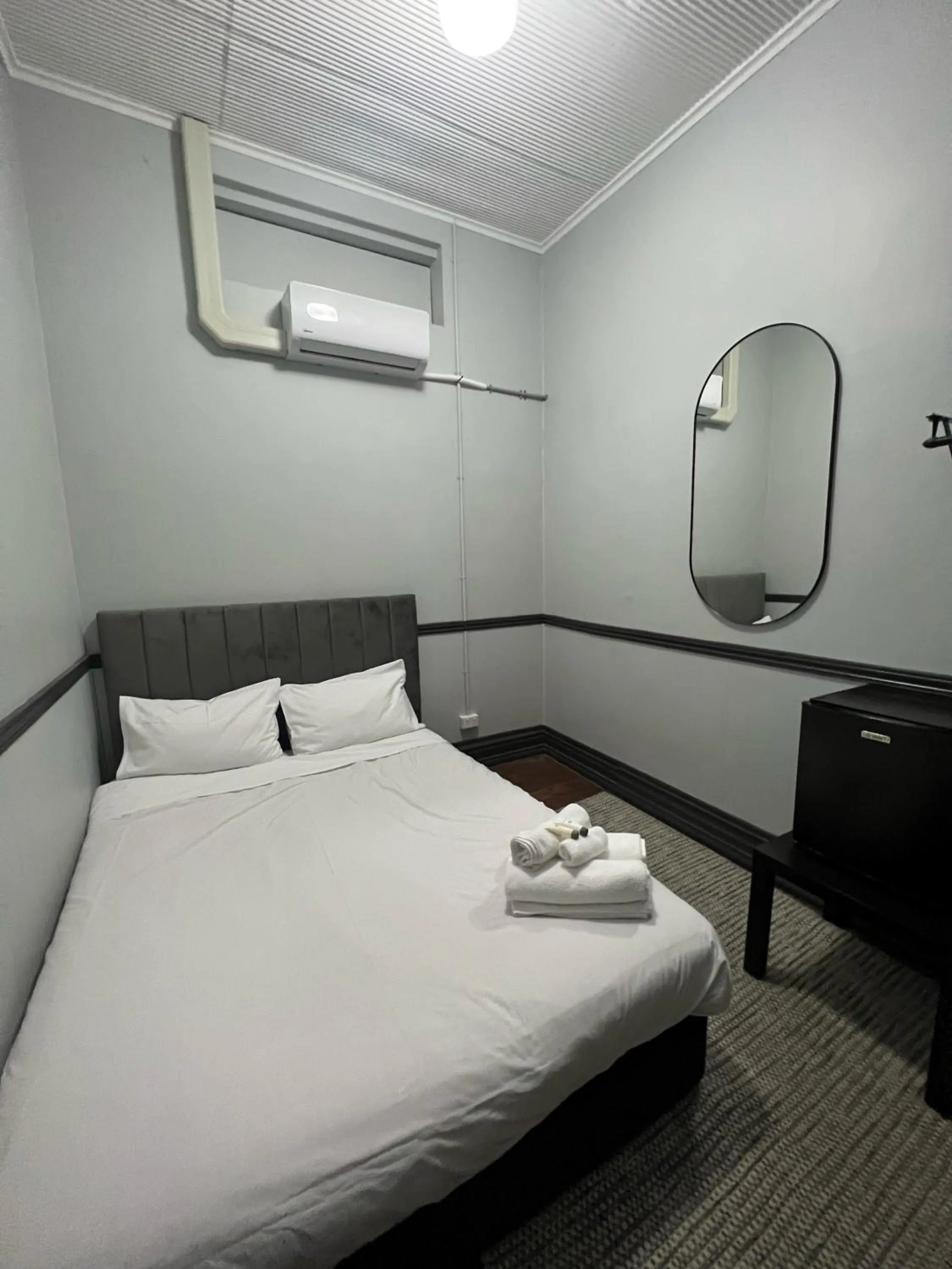 Bed in The Federal Hotel