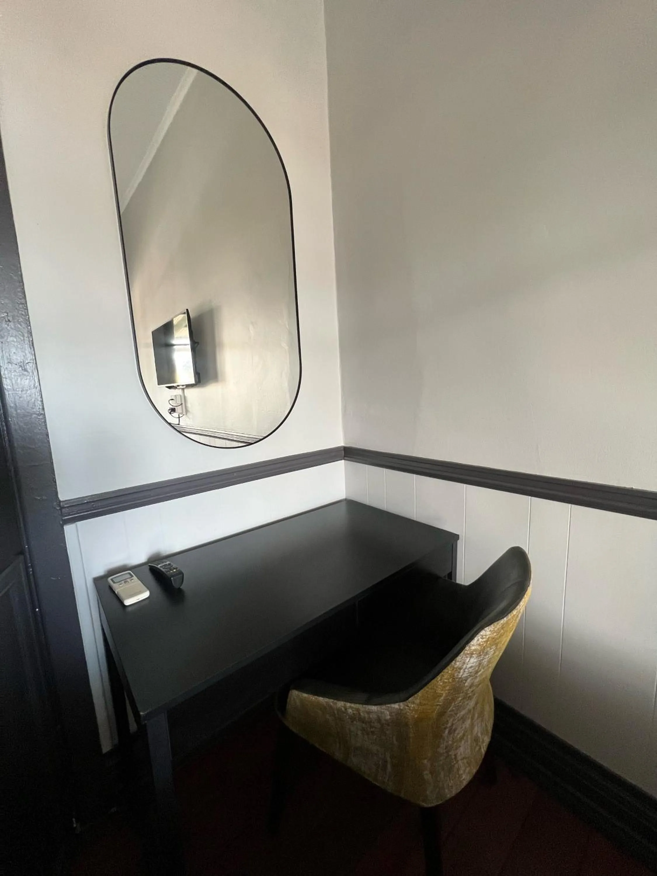 Seating area in The Federal Hotel