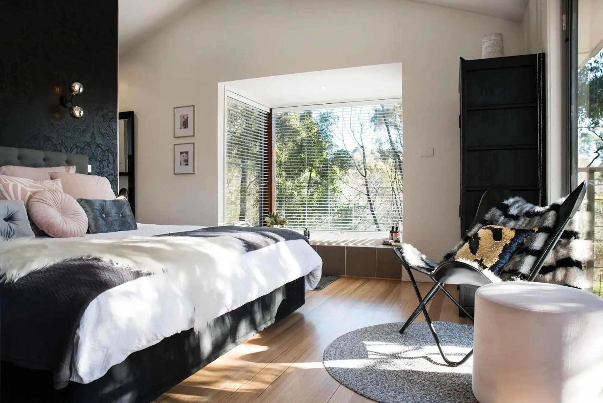 Bed in Daruma Hepburn - Daylesford Region