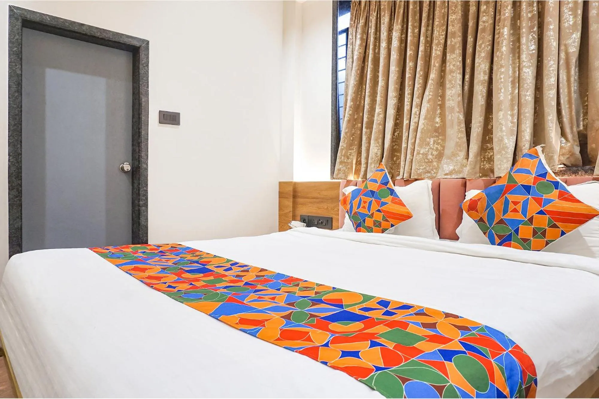 Bed in FabHotel Prime Shourya Residency - Nr Maharshi Karve Museum