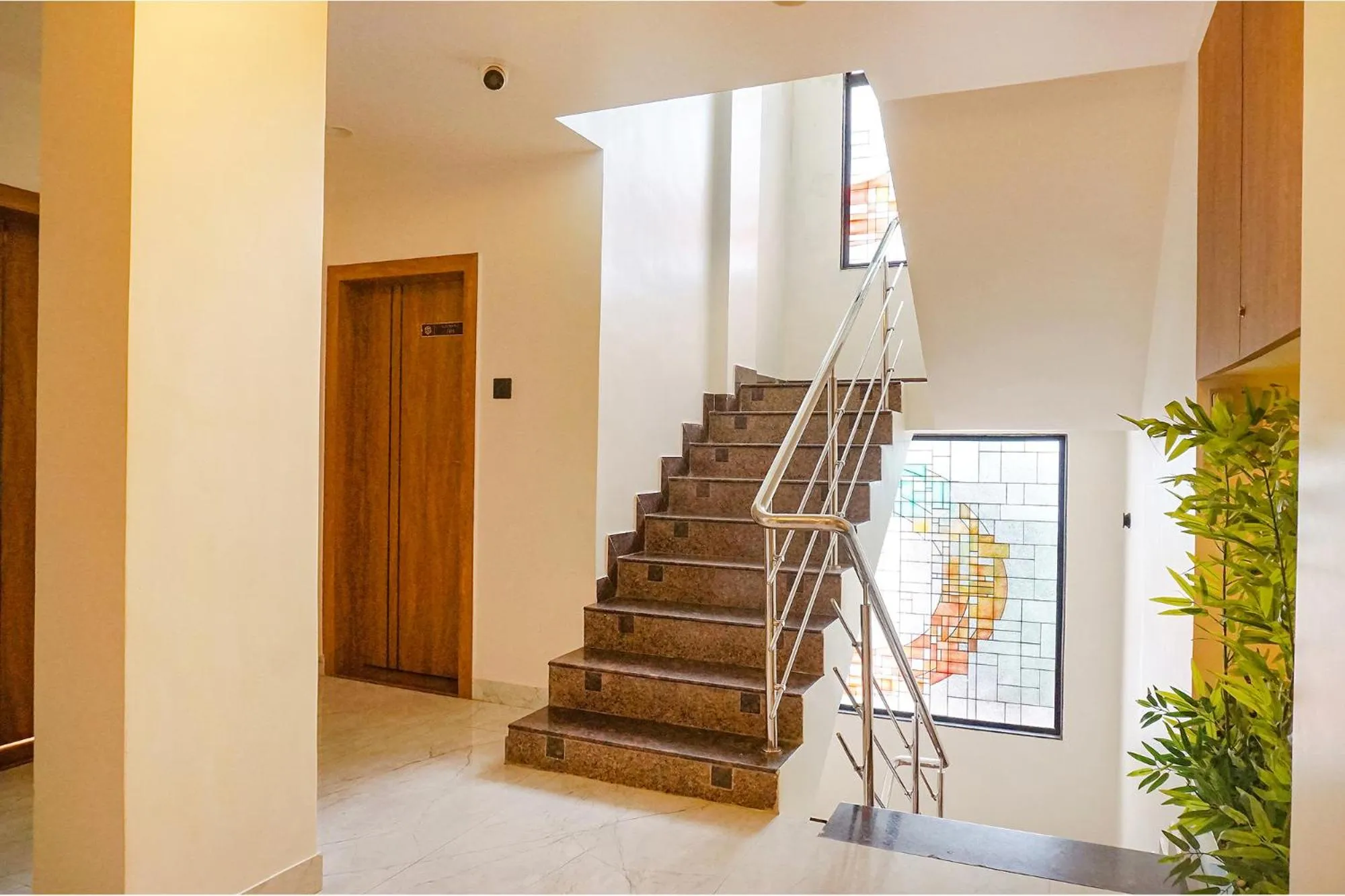 Lobby or reception in FabHotel Prime Shourya Residency - Nr Maharshi Karve Museum