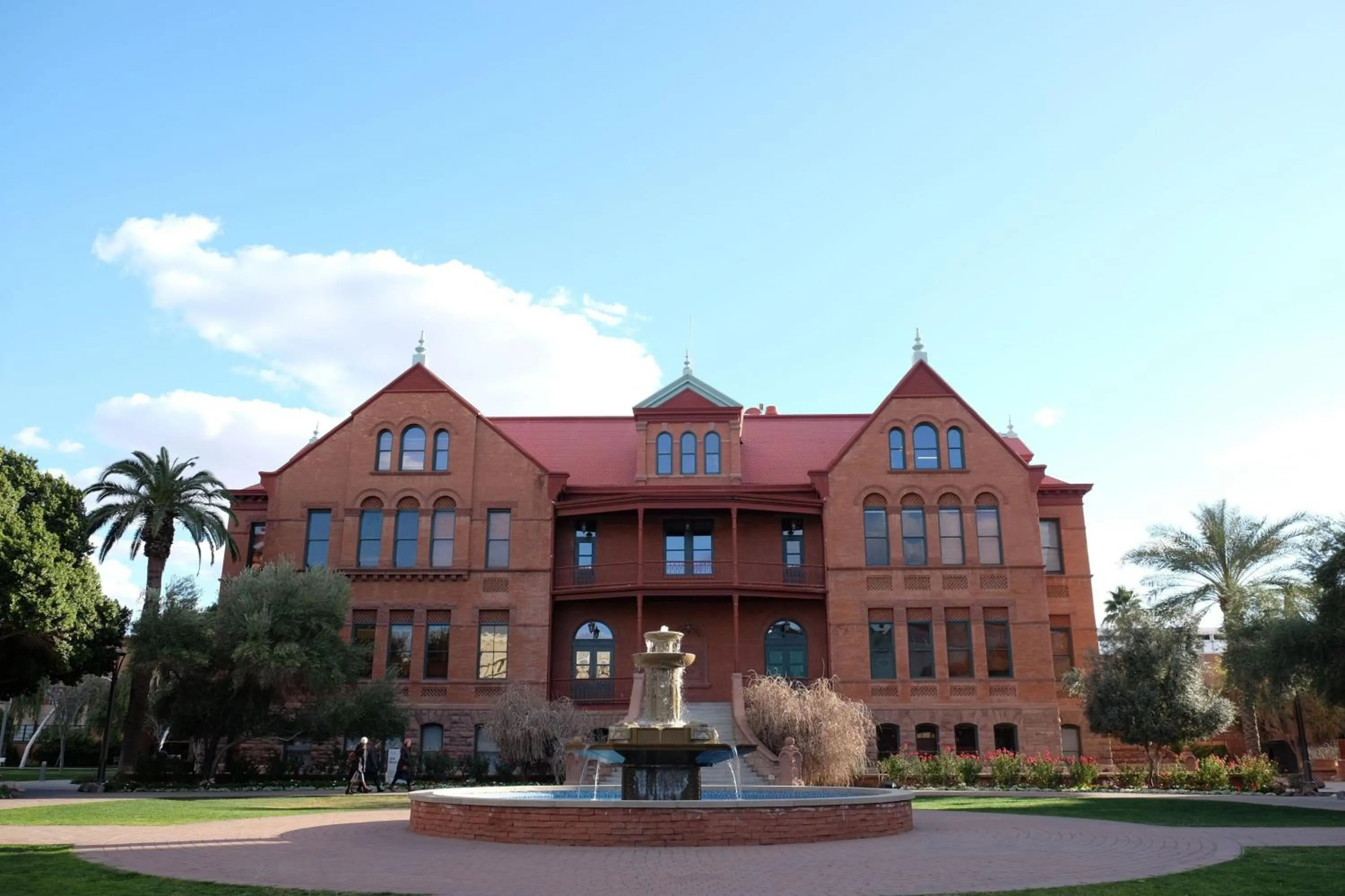 Nearby landmark in Fairfield Inn & Suites by Marriott Tempe