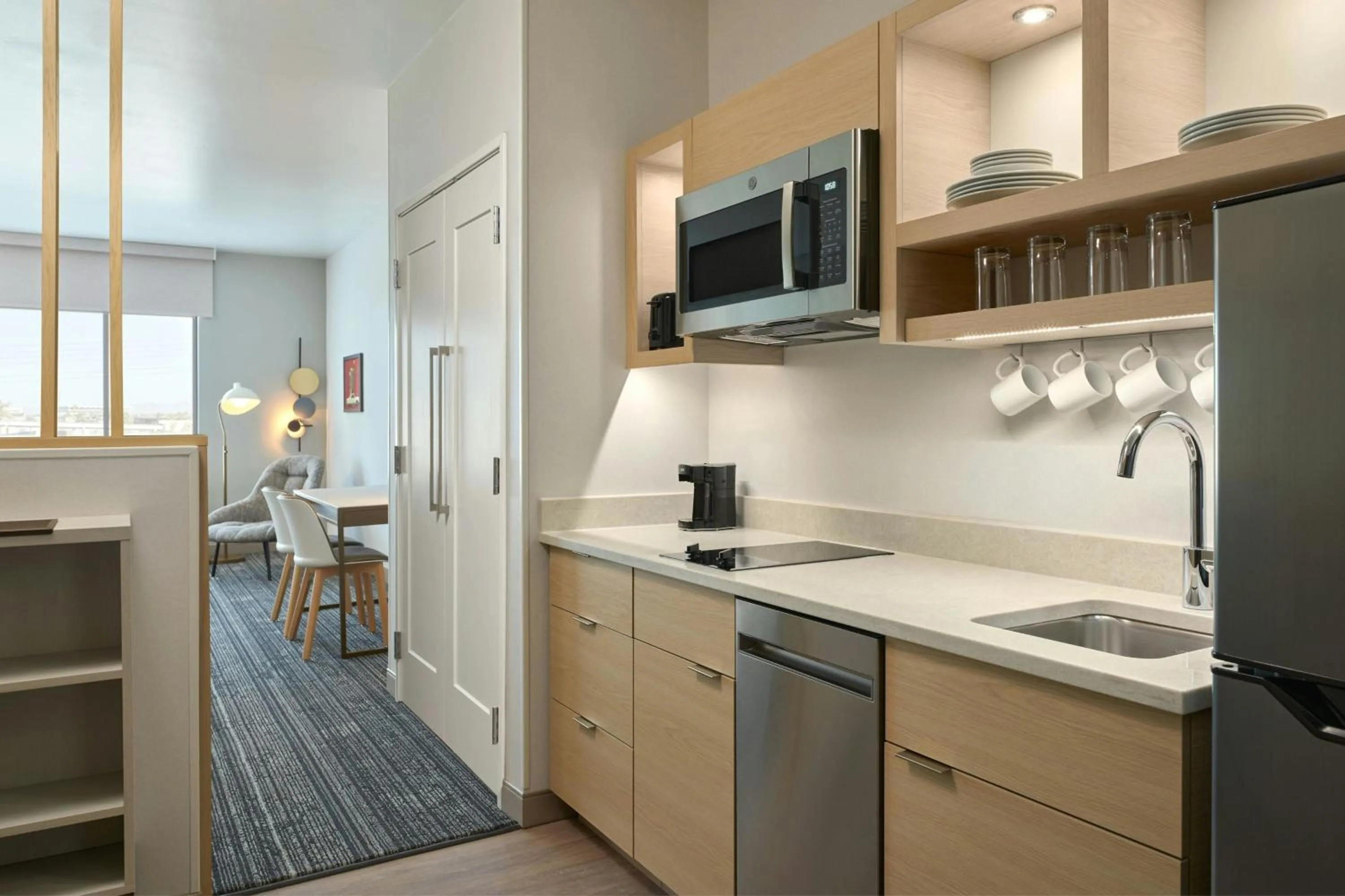 Kitchen or kitchenette in TownePlace Suites by Marriott Tempe
