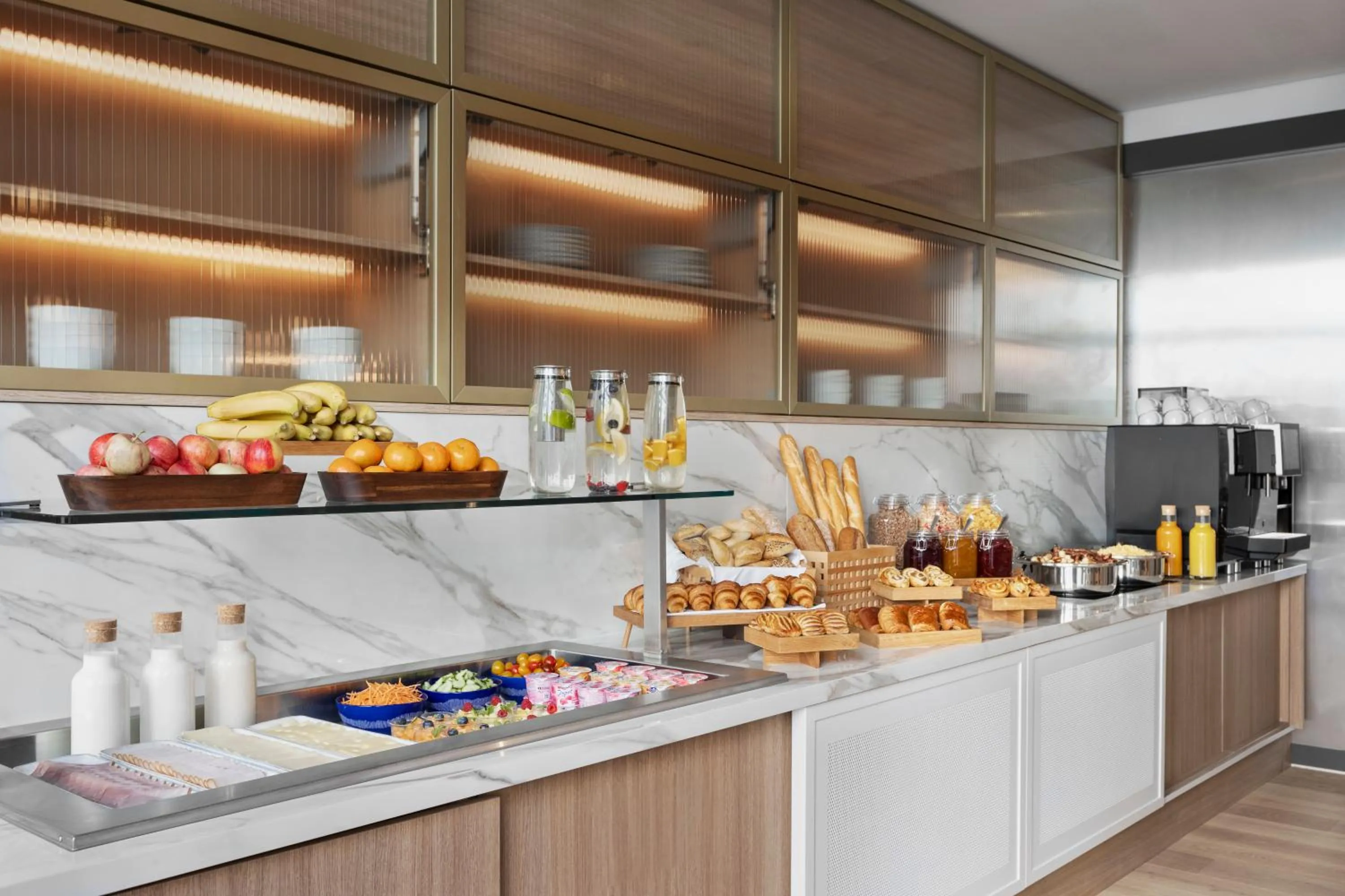 Breakfast in Courtyard by Marriott Biel Bienne