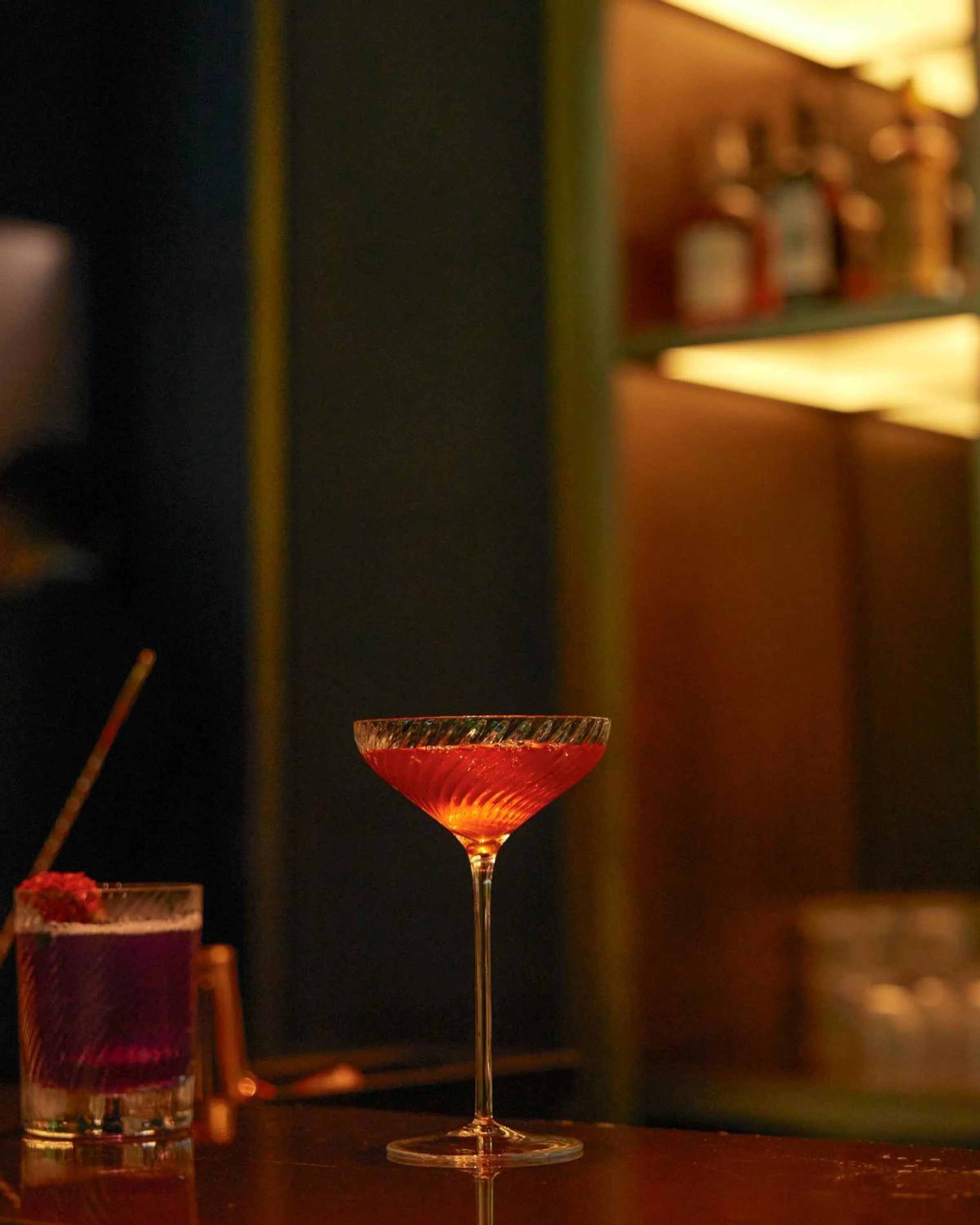 Lounge or bar in The Singapore EDITION