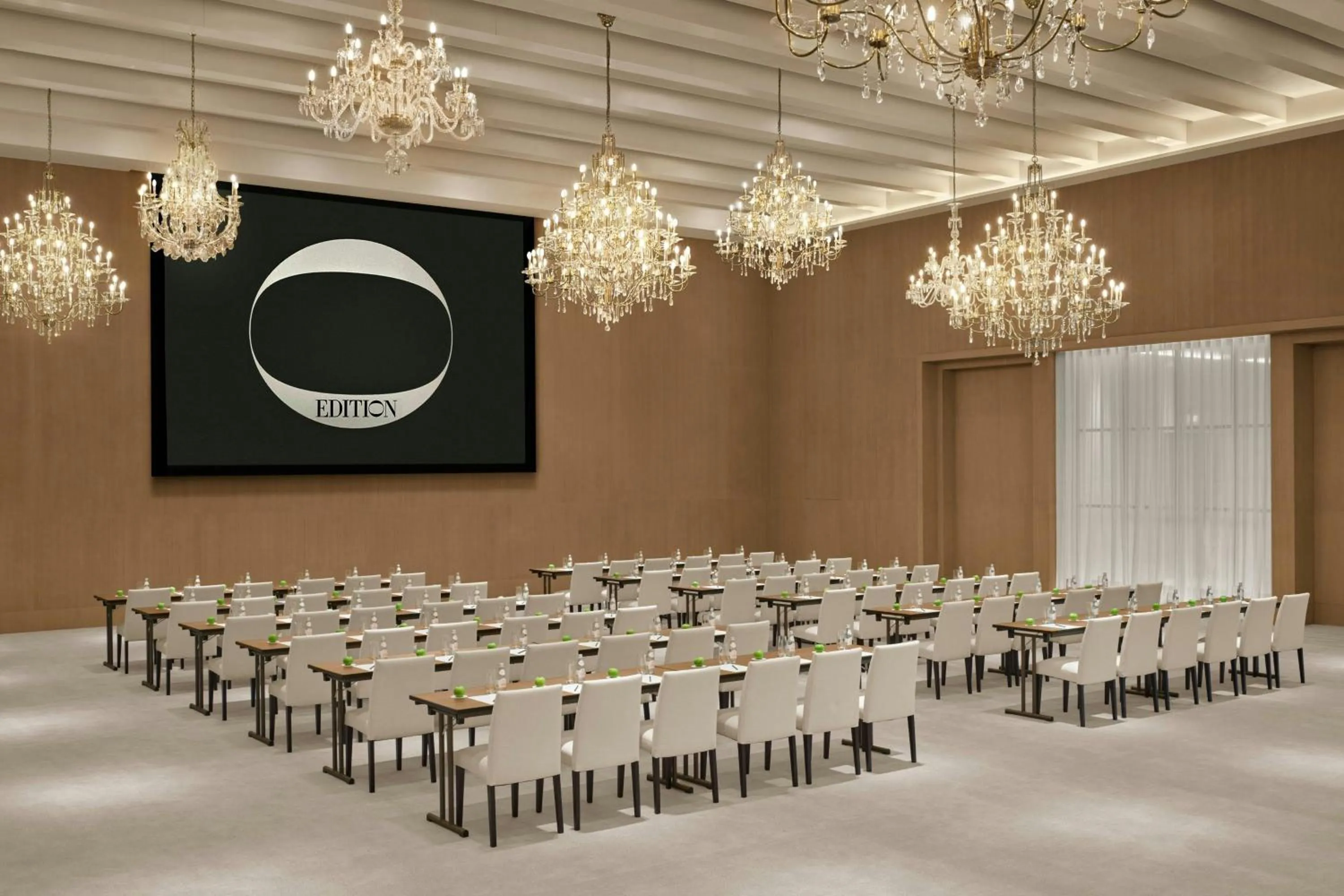 Meeting/conference room in The Singapore EDITION