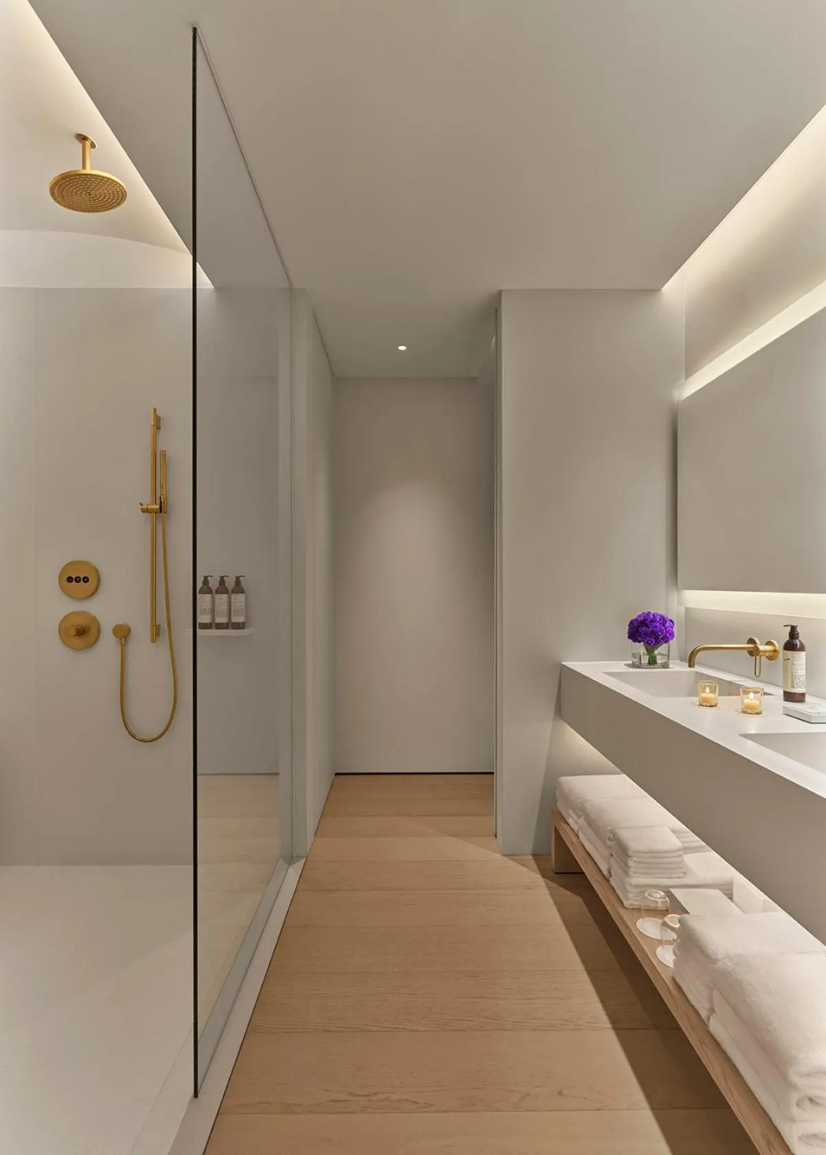Bathroom in The Singapore EDITION