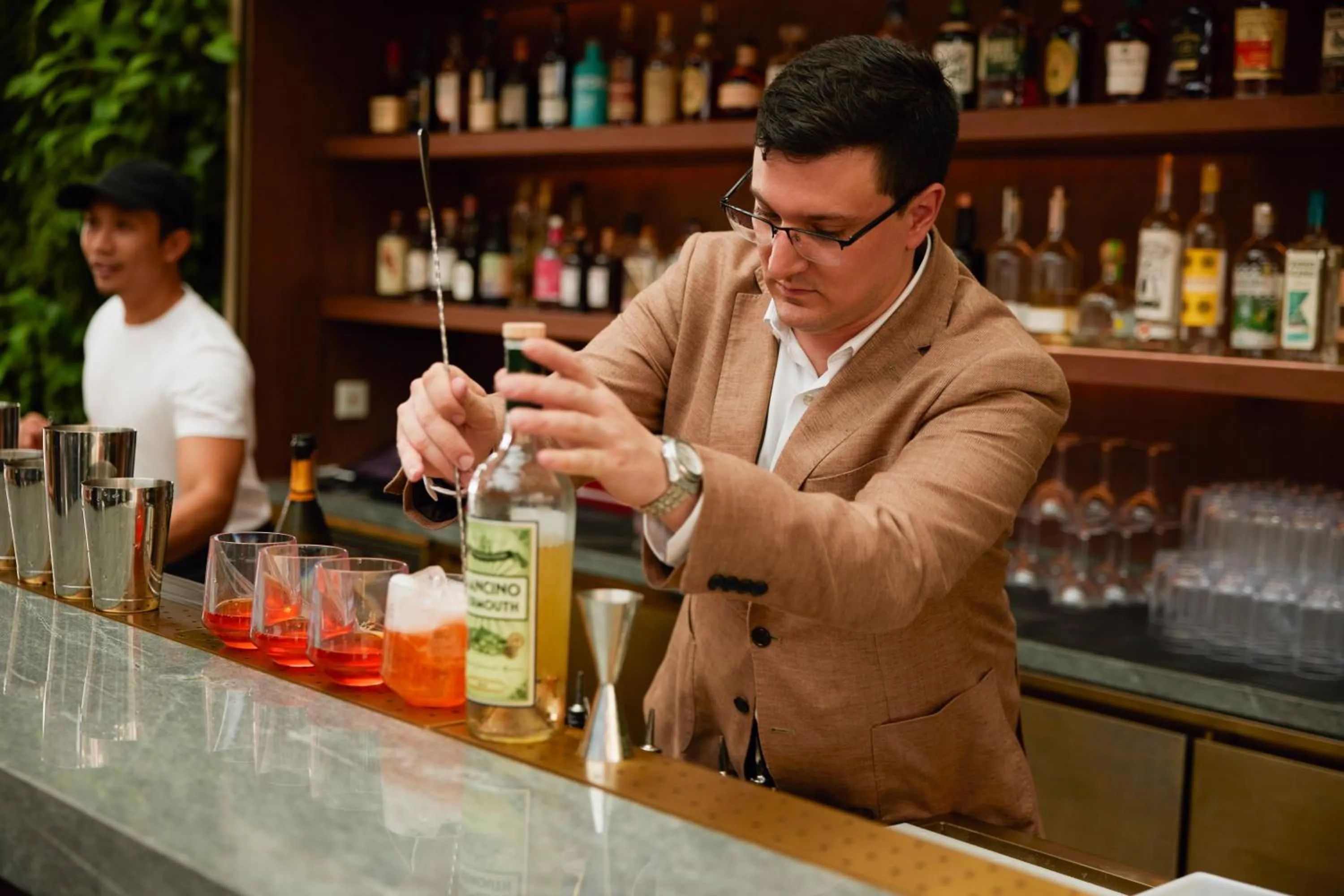 Lounge or bar in The Singapore EDITION