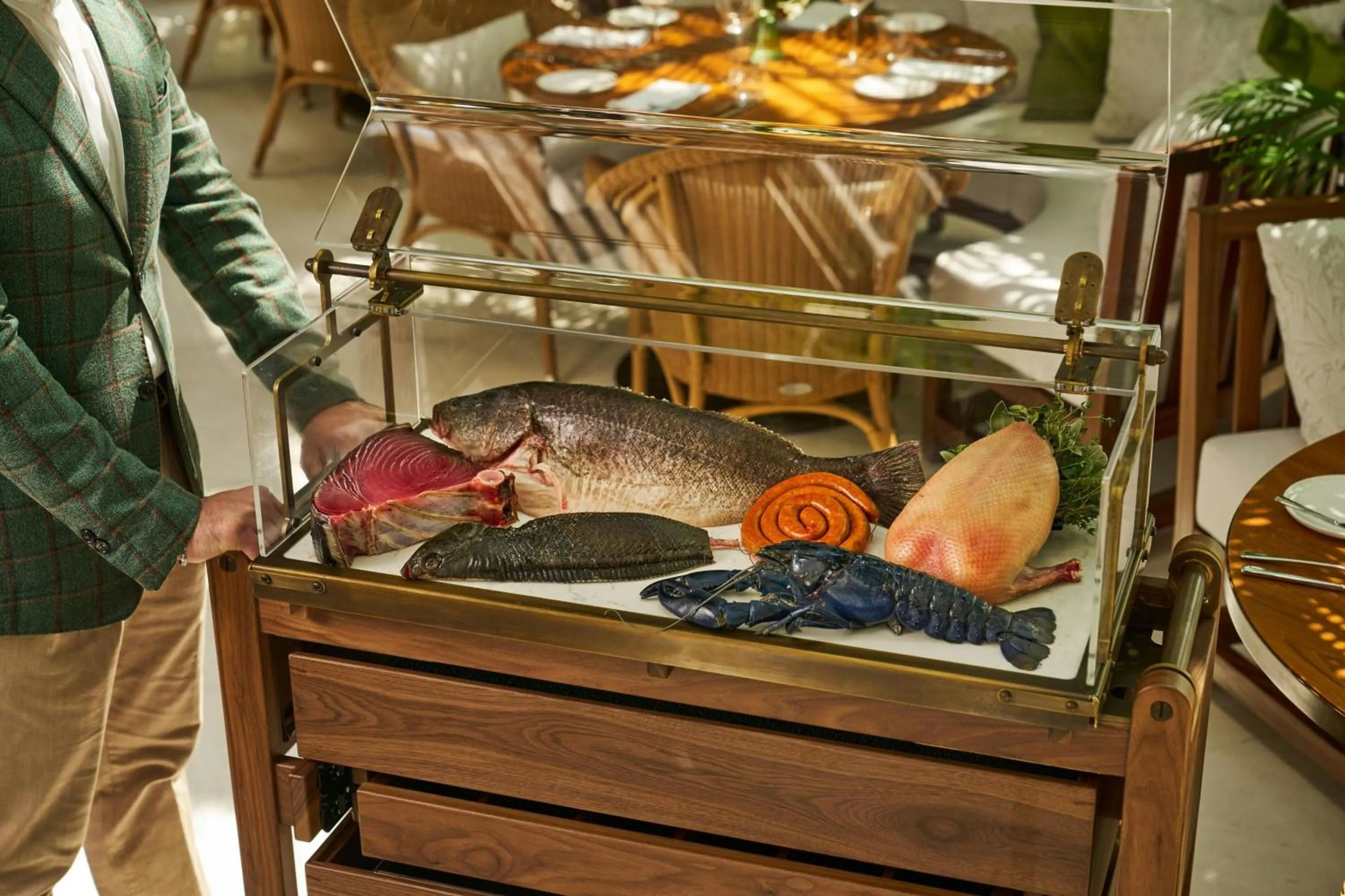 Restaurant/places to eat in The Singapore EDITION