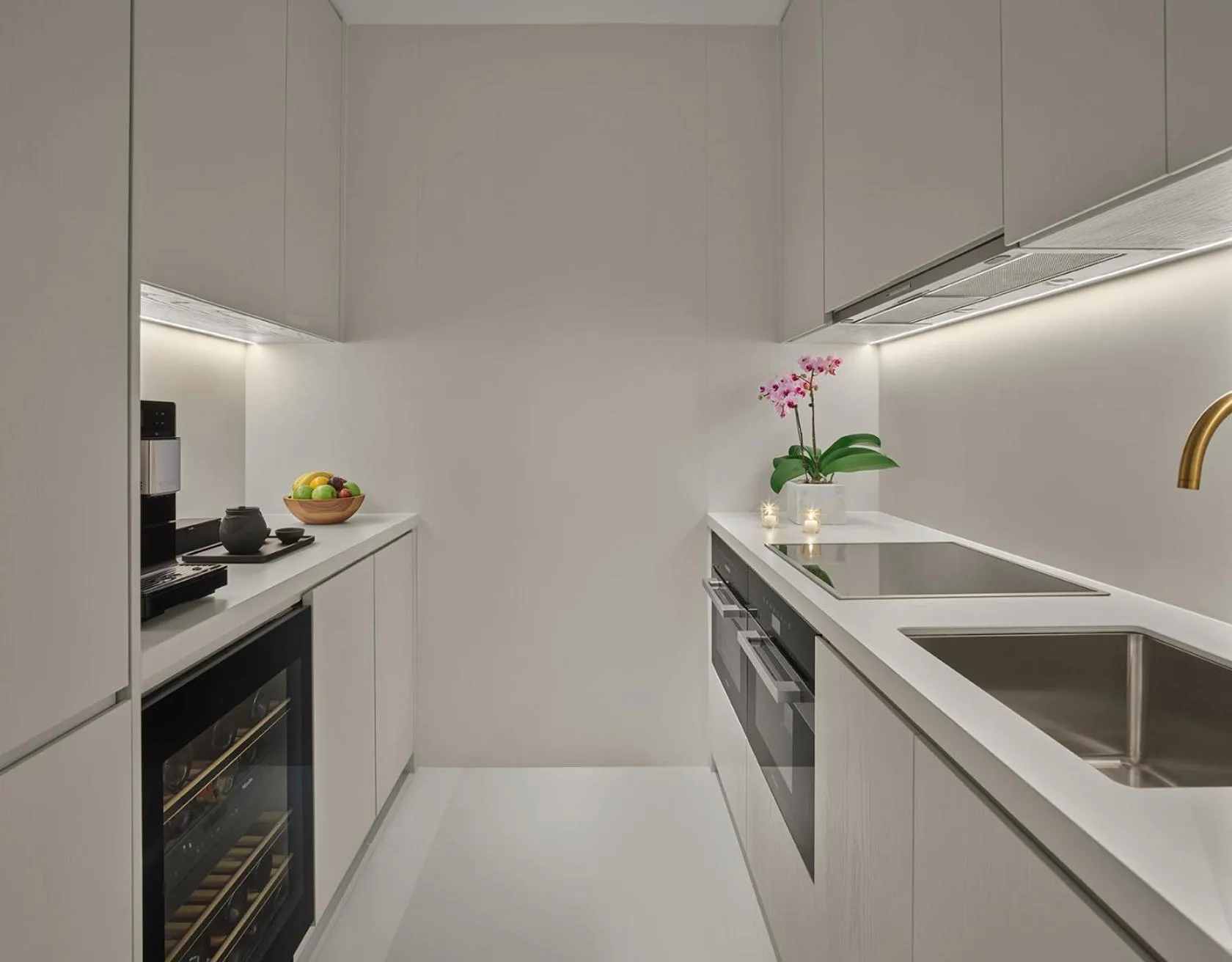 Kitchen or kitchenette in The Singapore EDITION