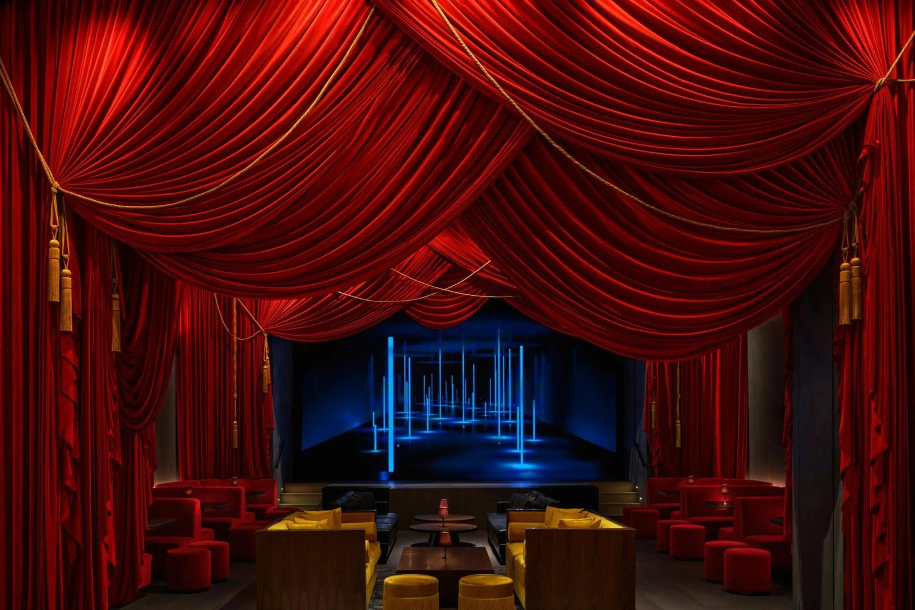 Restaurant/places to eat in The Singapore EDITION