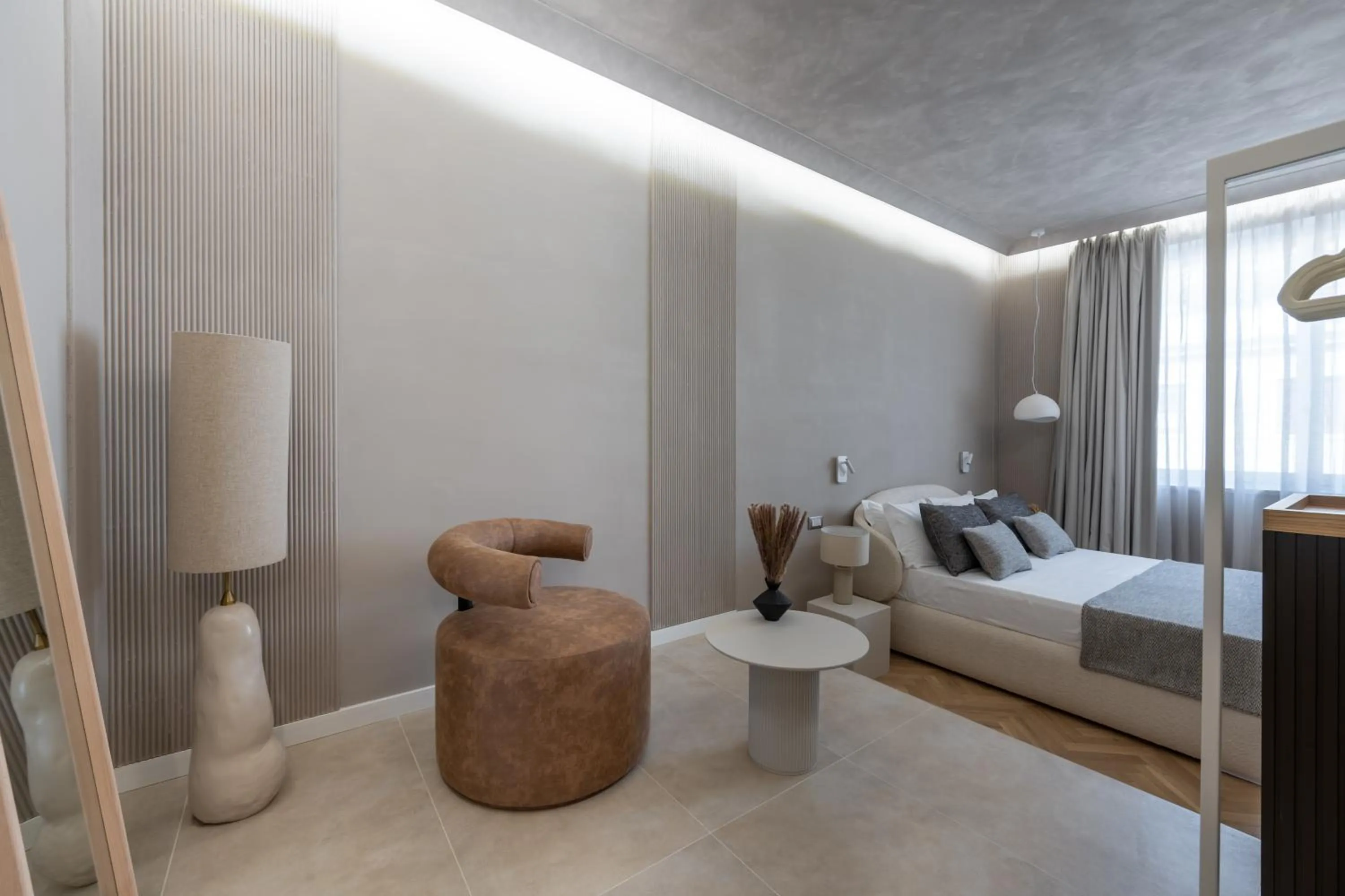 Bed in Duomo Collection