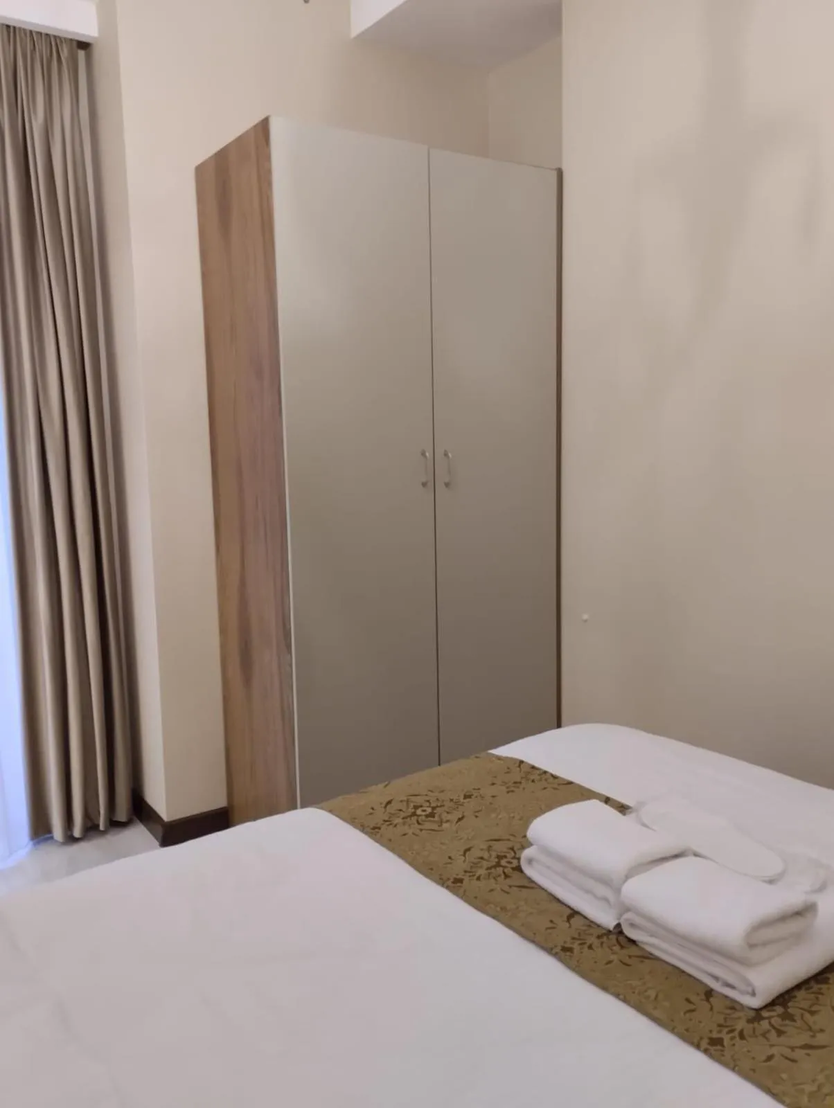 Bedroom, Bed in Sky by the river