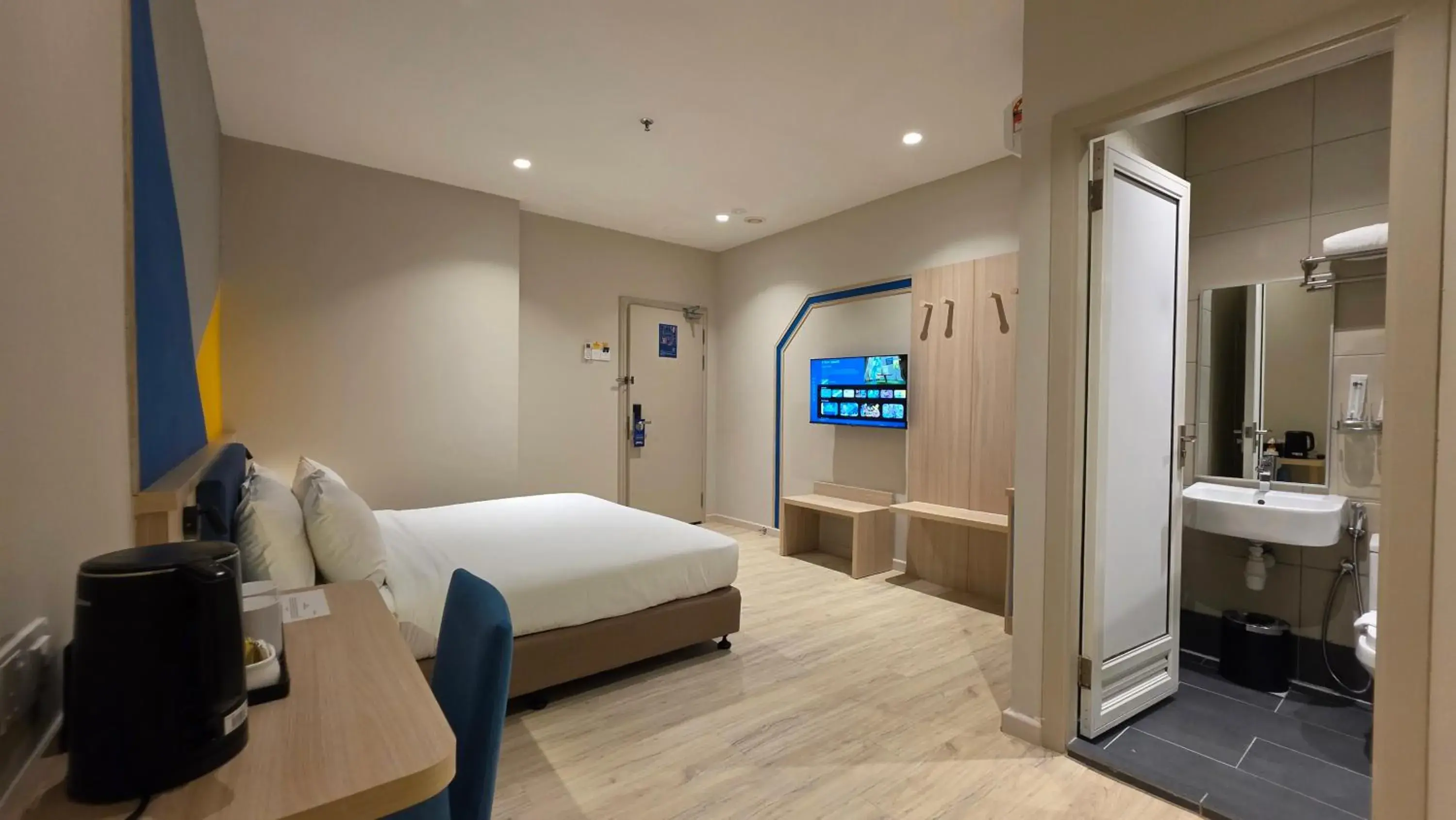 Bedroom, Bed in Fives Hotel Meldrum Bedroom, Bed in Fives Hotel Meldrum