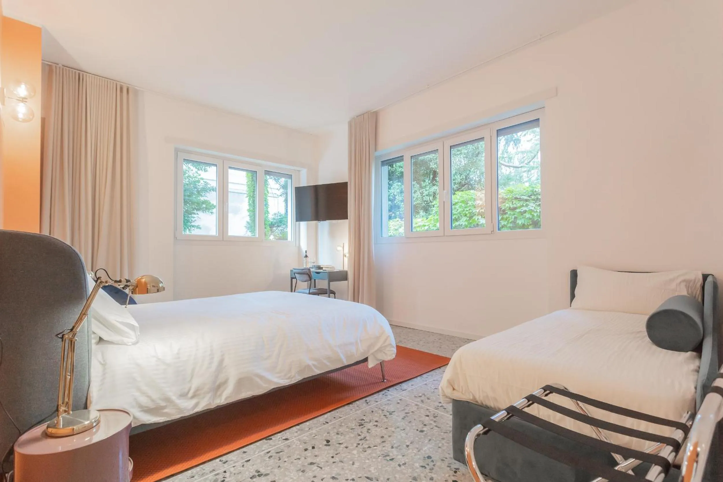 Bed in Marcello's Como Lake