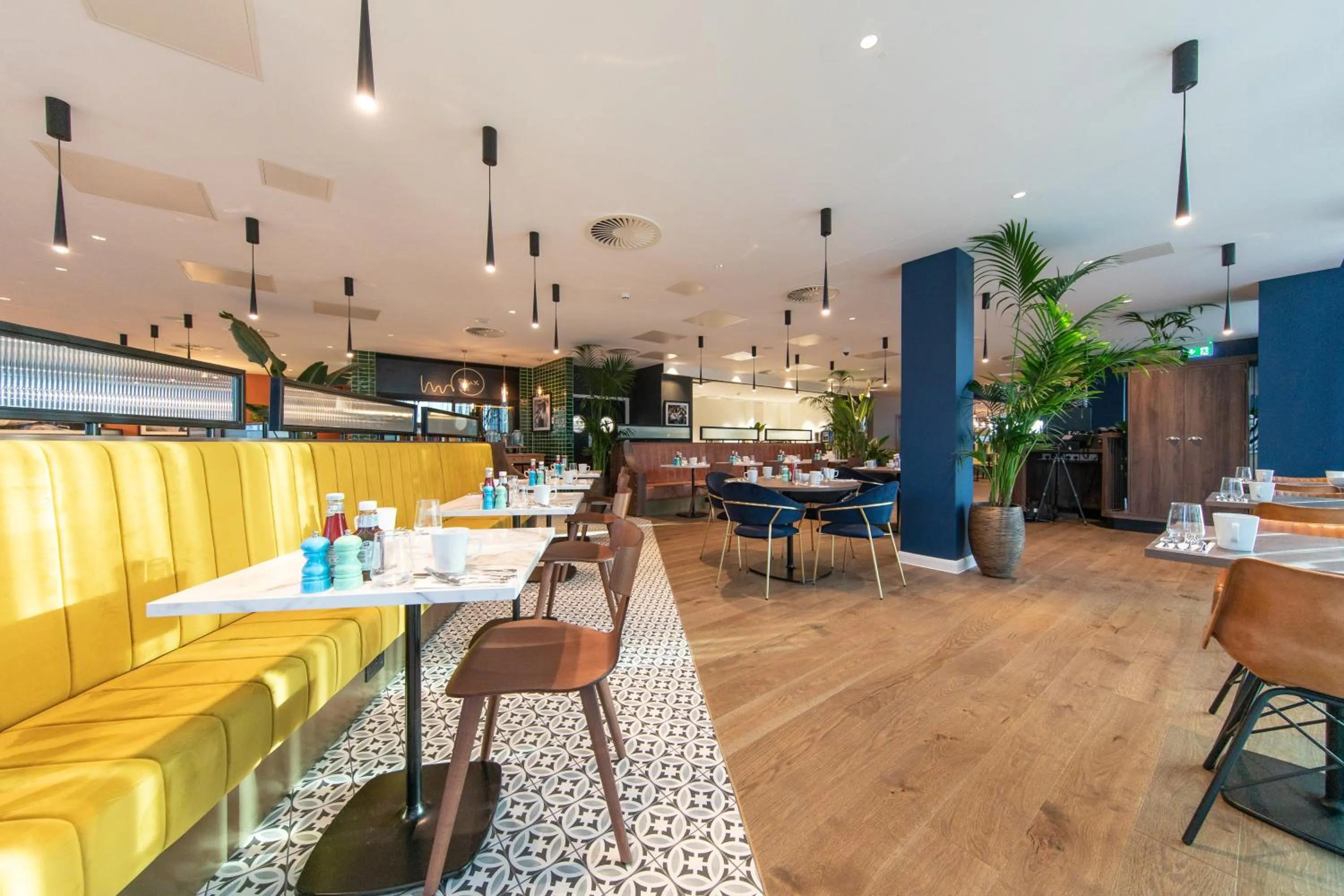 Restaurant/places to eat in Holiday Inn Blackpool by IHG