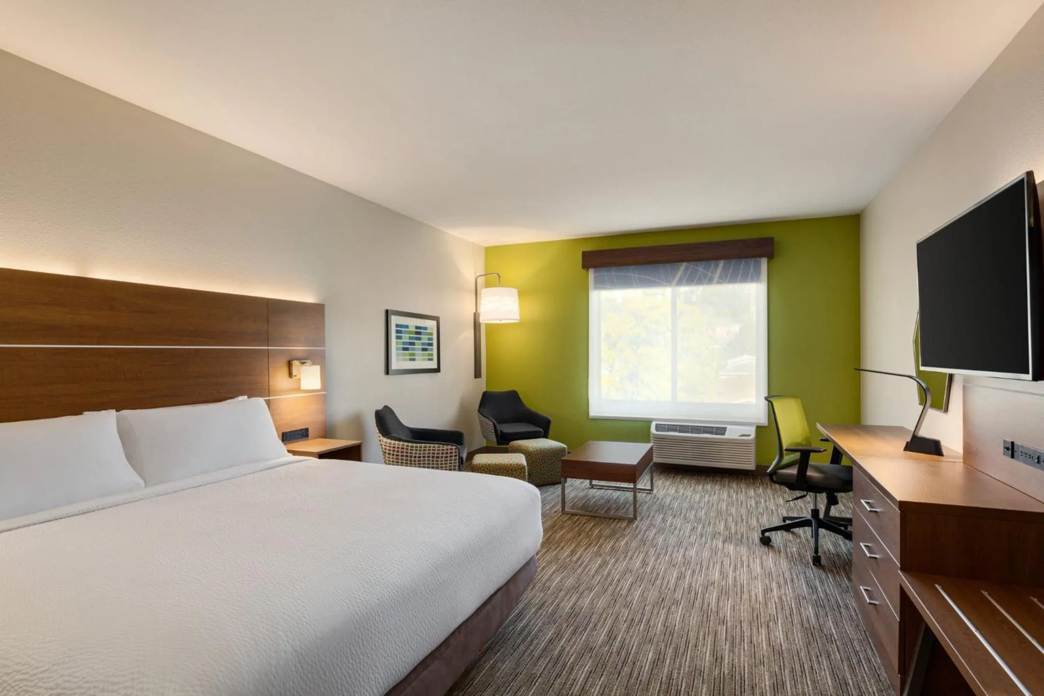 Photo of the whole room, Bed in Holiday Inn Express & Suites Hayward - Castro Valley by IHG