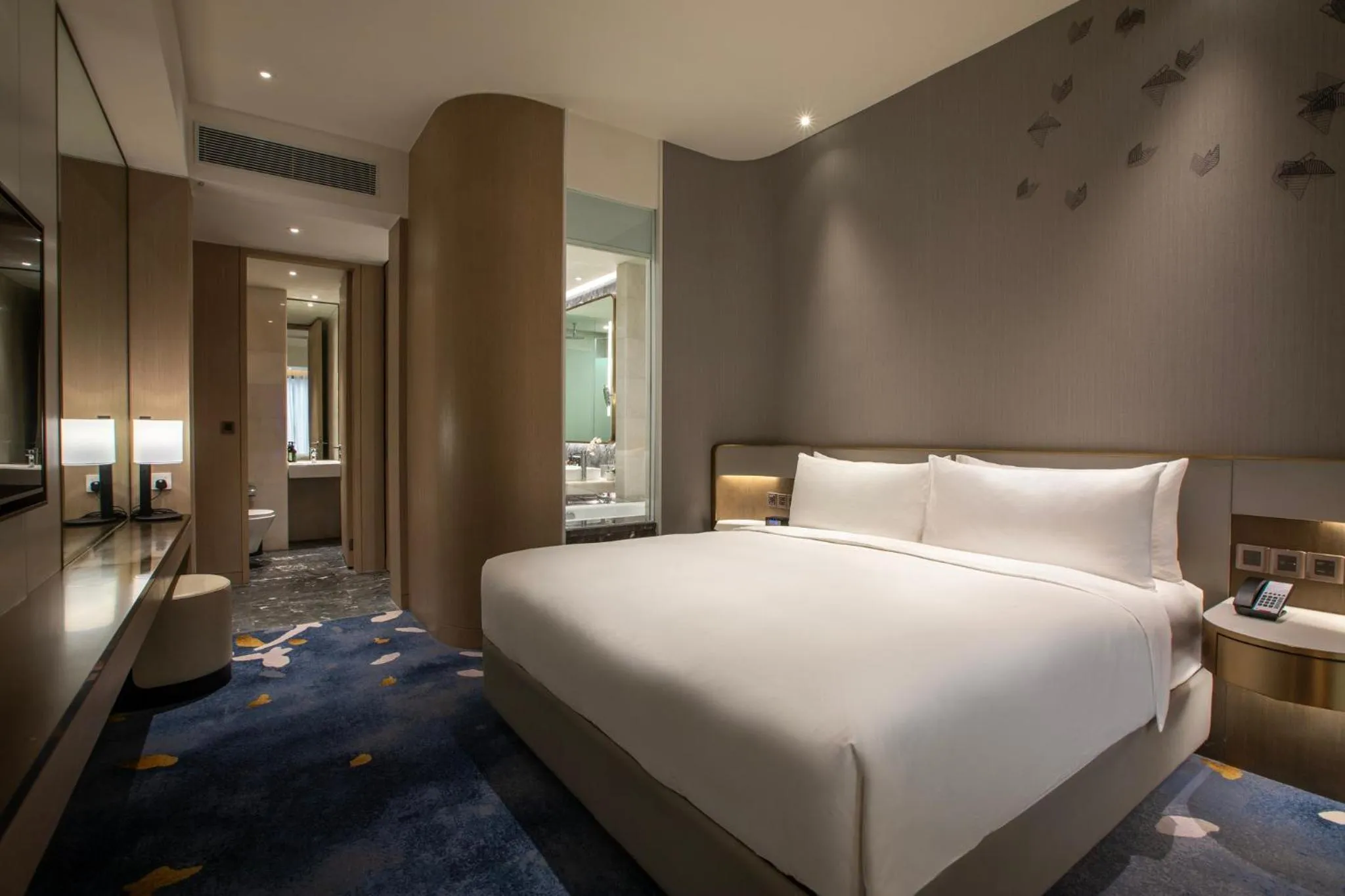 Photo of the whole room, Bed in Crowne Plaza Kuala Lumpur City Centre by IHG