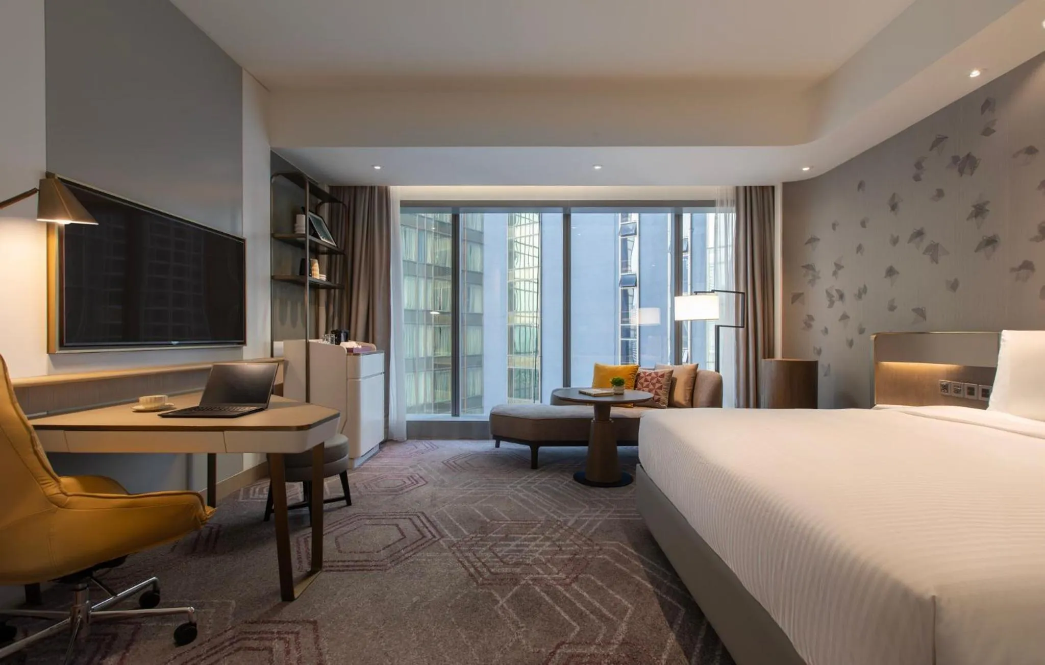 Photo of the whole room, Bed in Crowne Plaza Kuala Lumpur City Centre by IHG