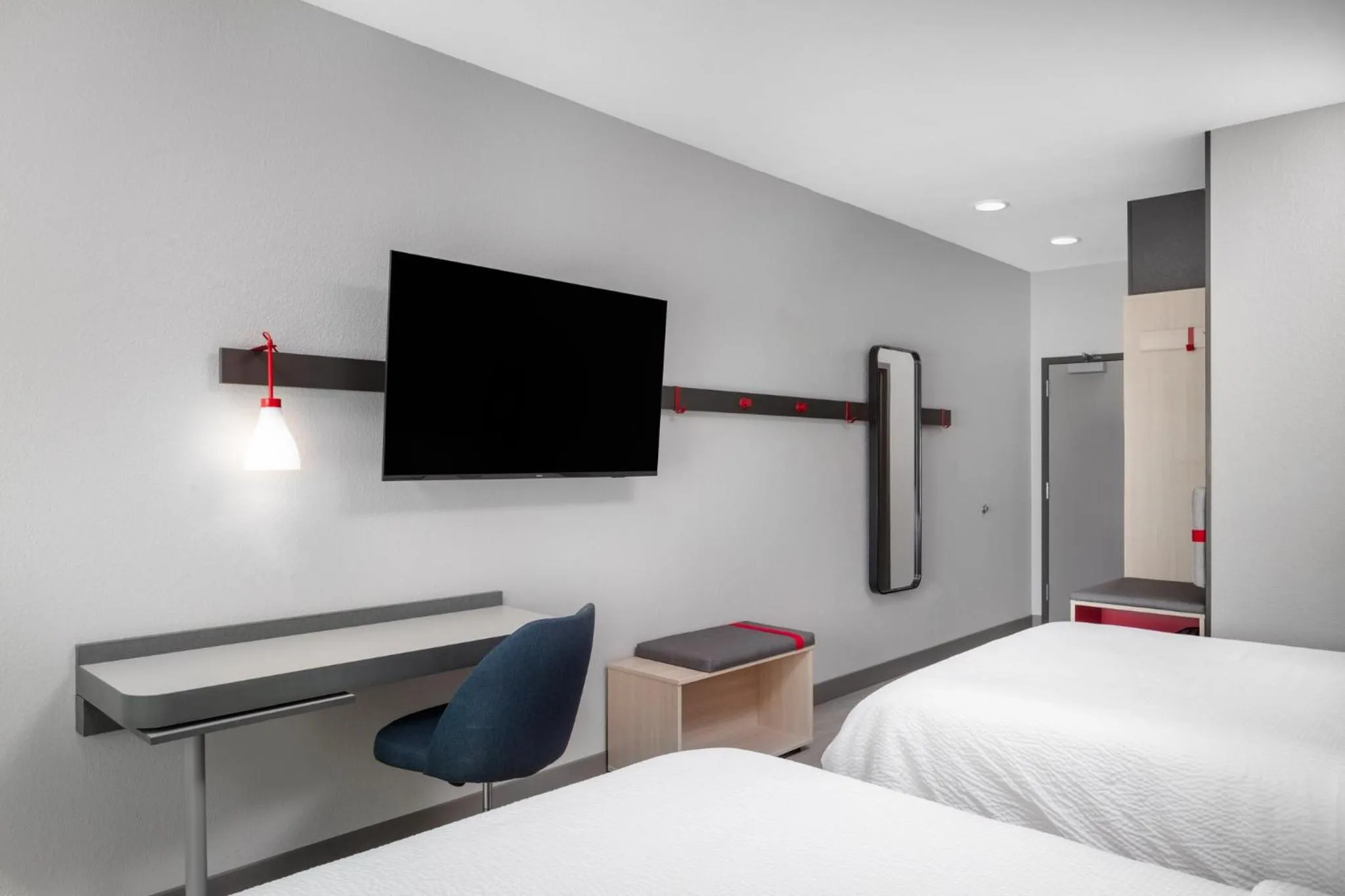 Photo of the whole room, Bed in avid hotel North Platte by IHG