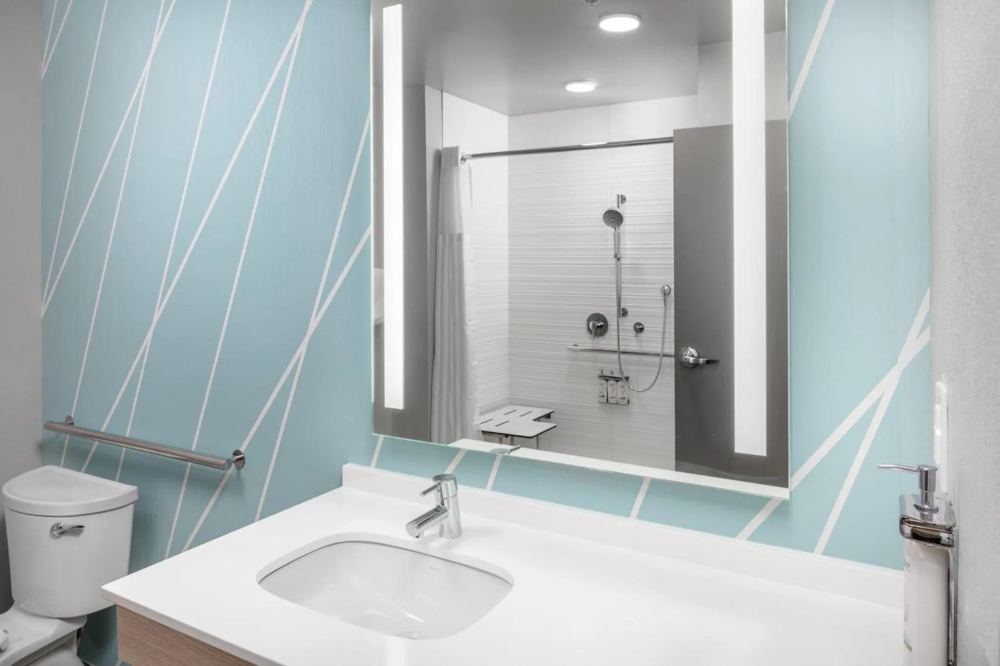 Photo of the whole room in avid hotel North Platte by IHG