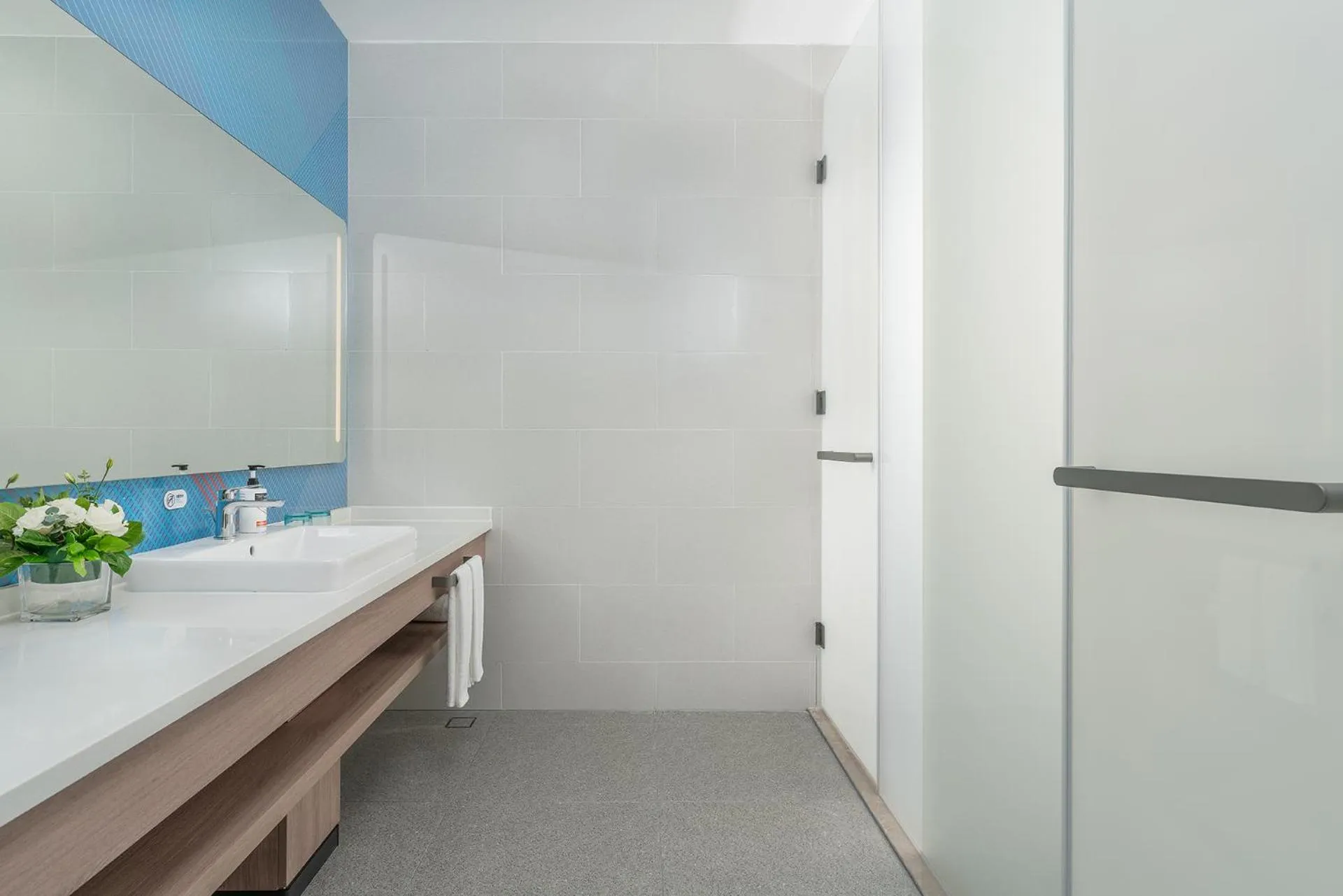 Holiday Inn Express Yinchuan Yuehai