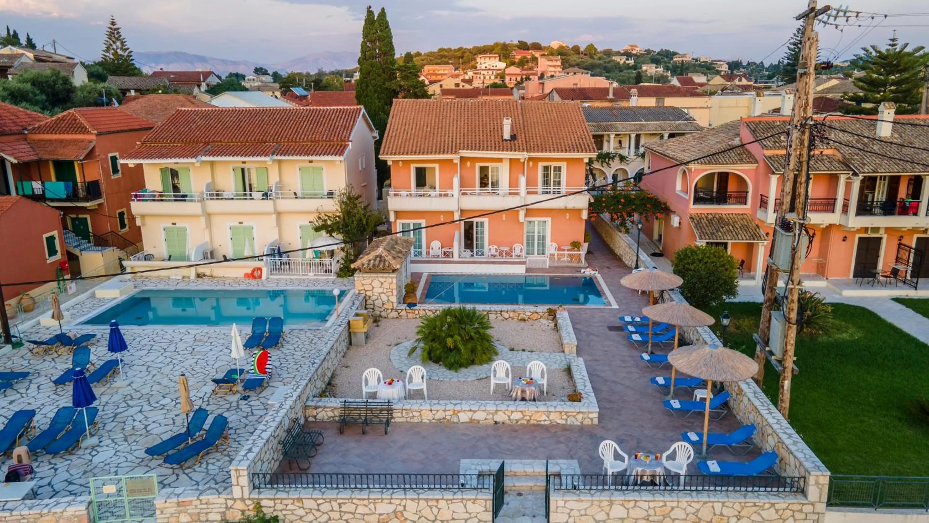 Property building in Villa Nelli