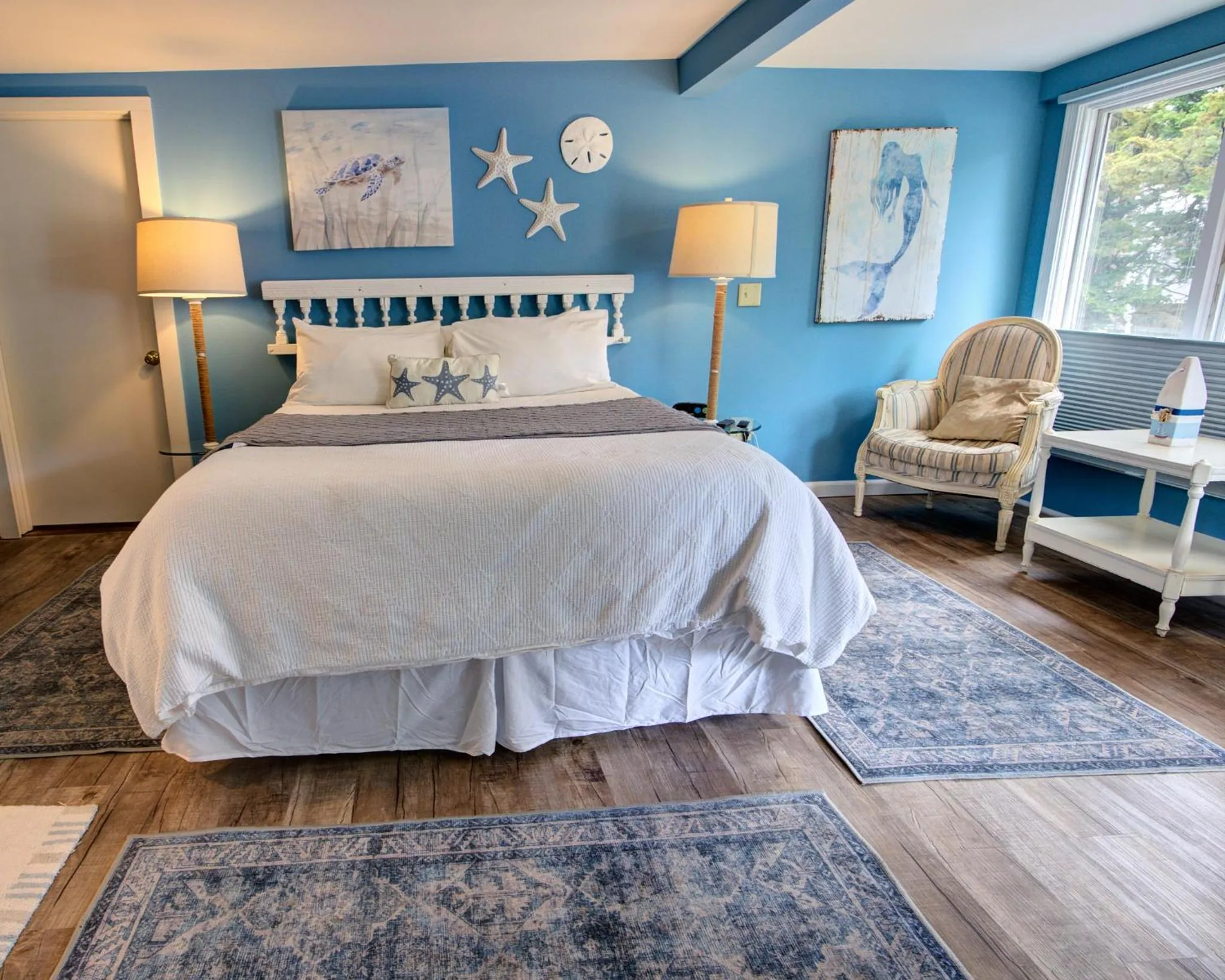 Bed in Scranton Seahorse Inn