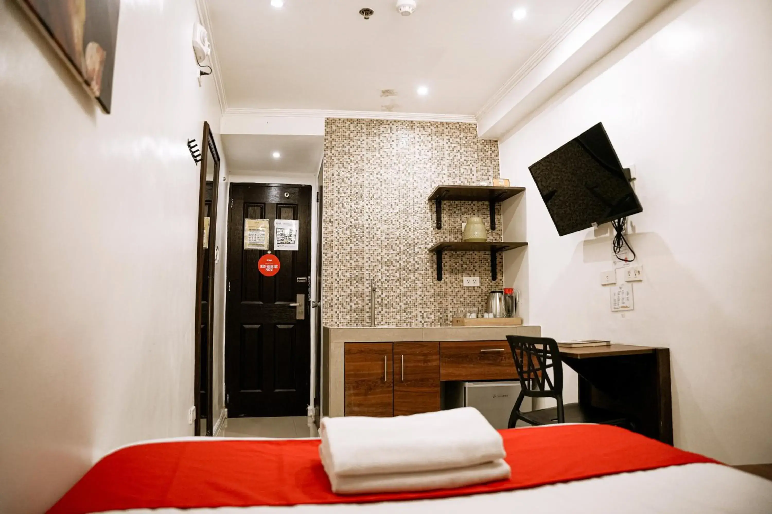 Bed in Nest Fort BGC Bed in Nest Fort BGC