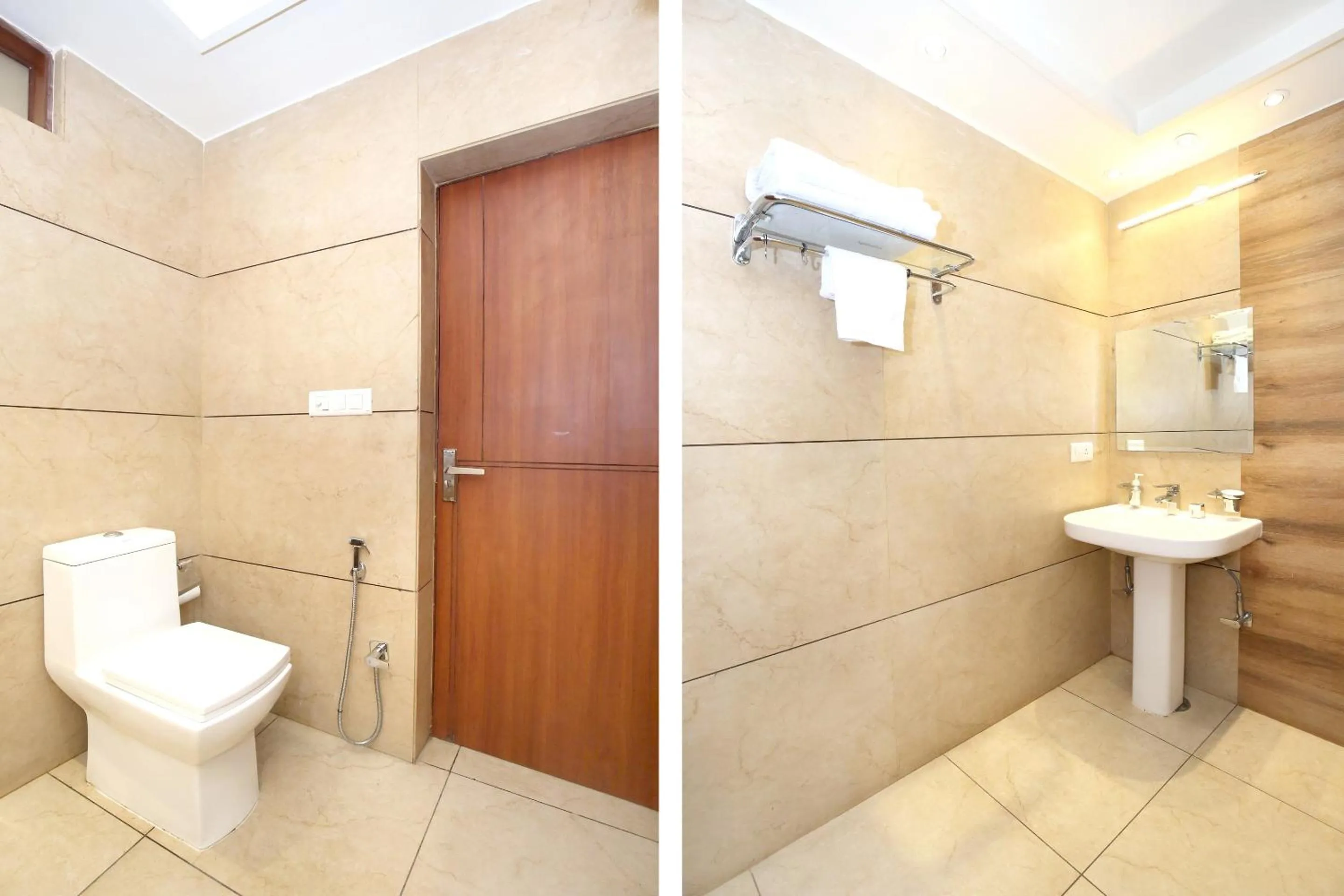 Bathroom in HOTEL 24x7 INN