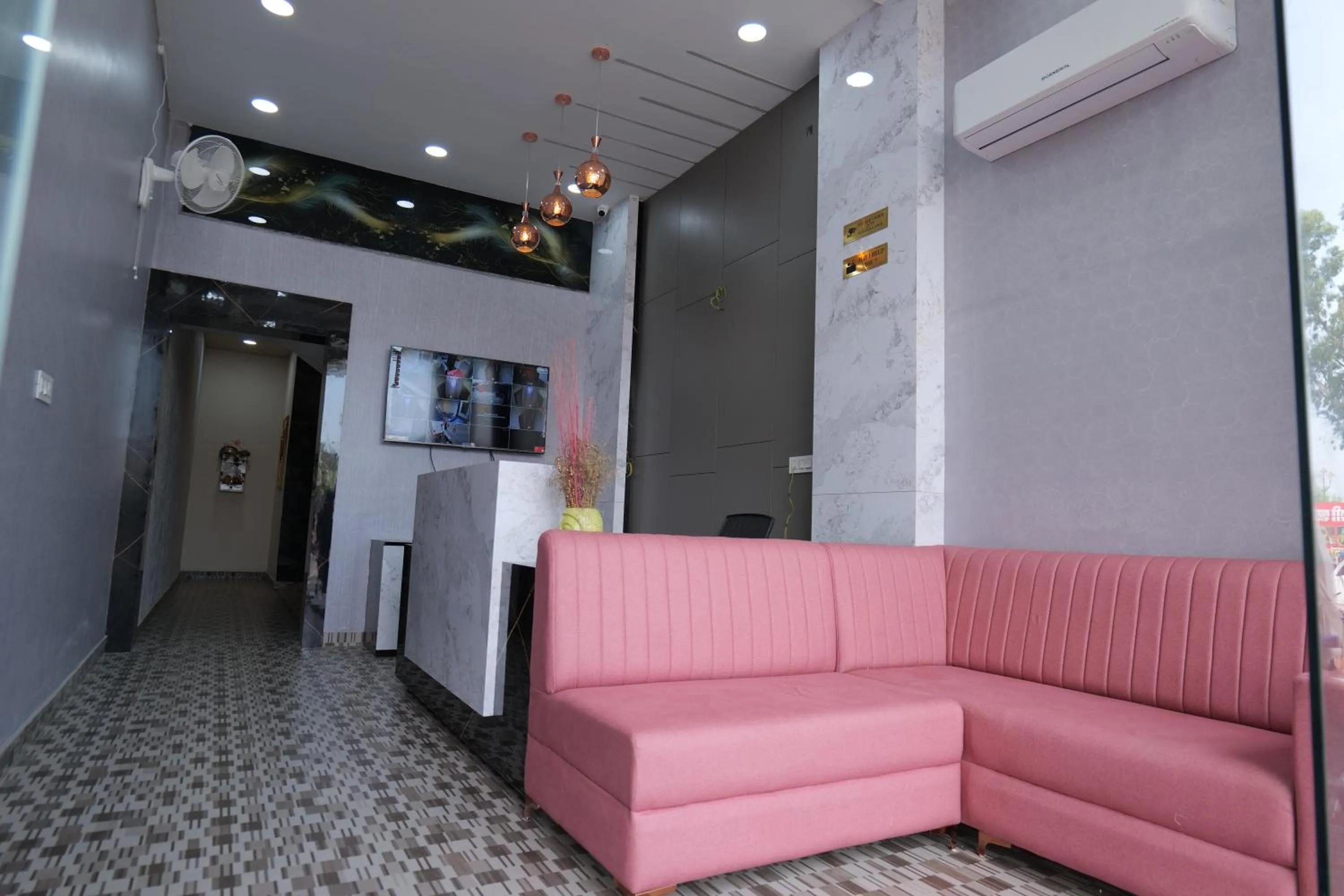 Seating Area in Hotel Adhiraj Inn