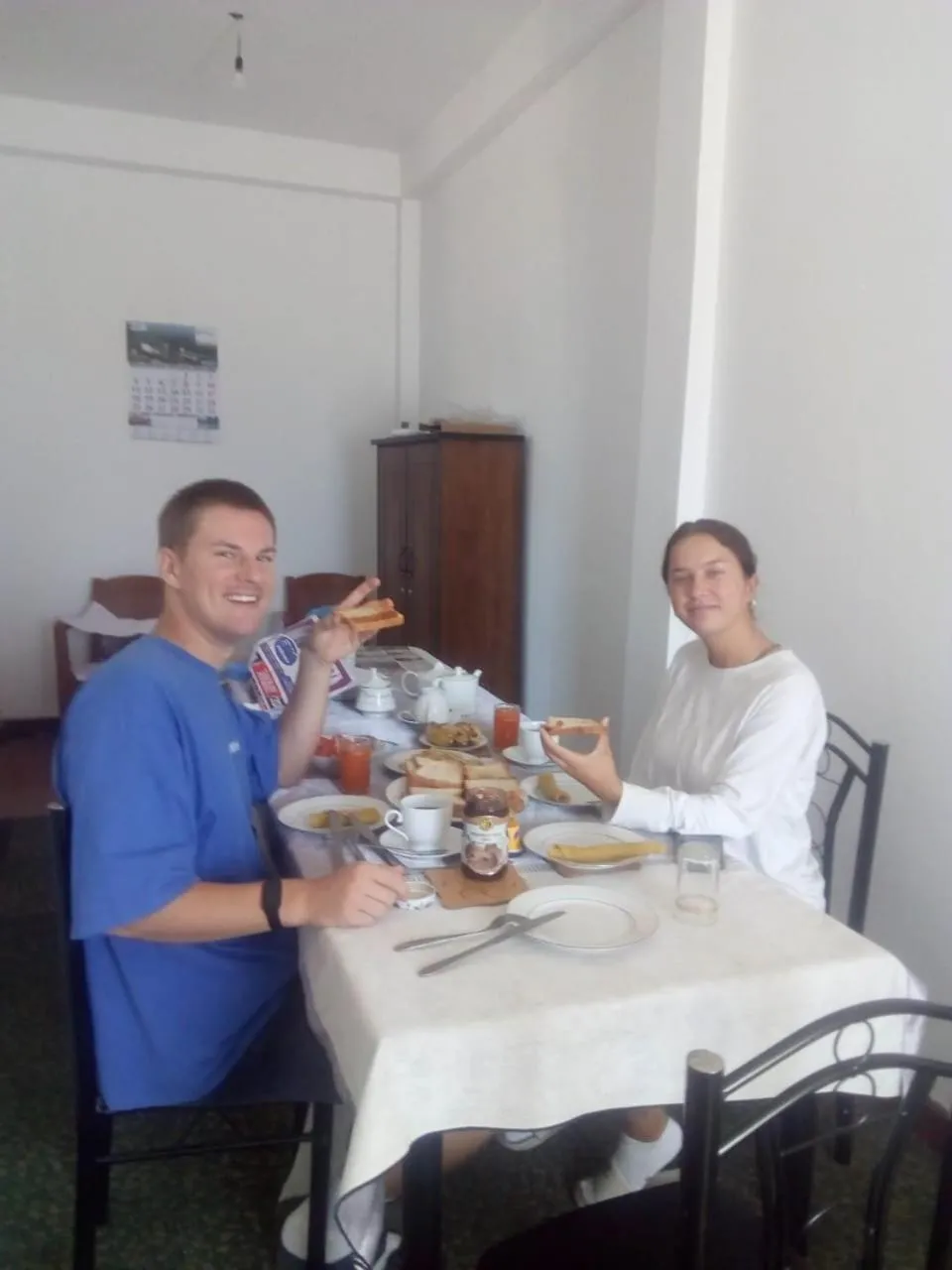 Restaurant/places to eat in Frosty Heaven Guest House
