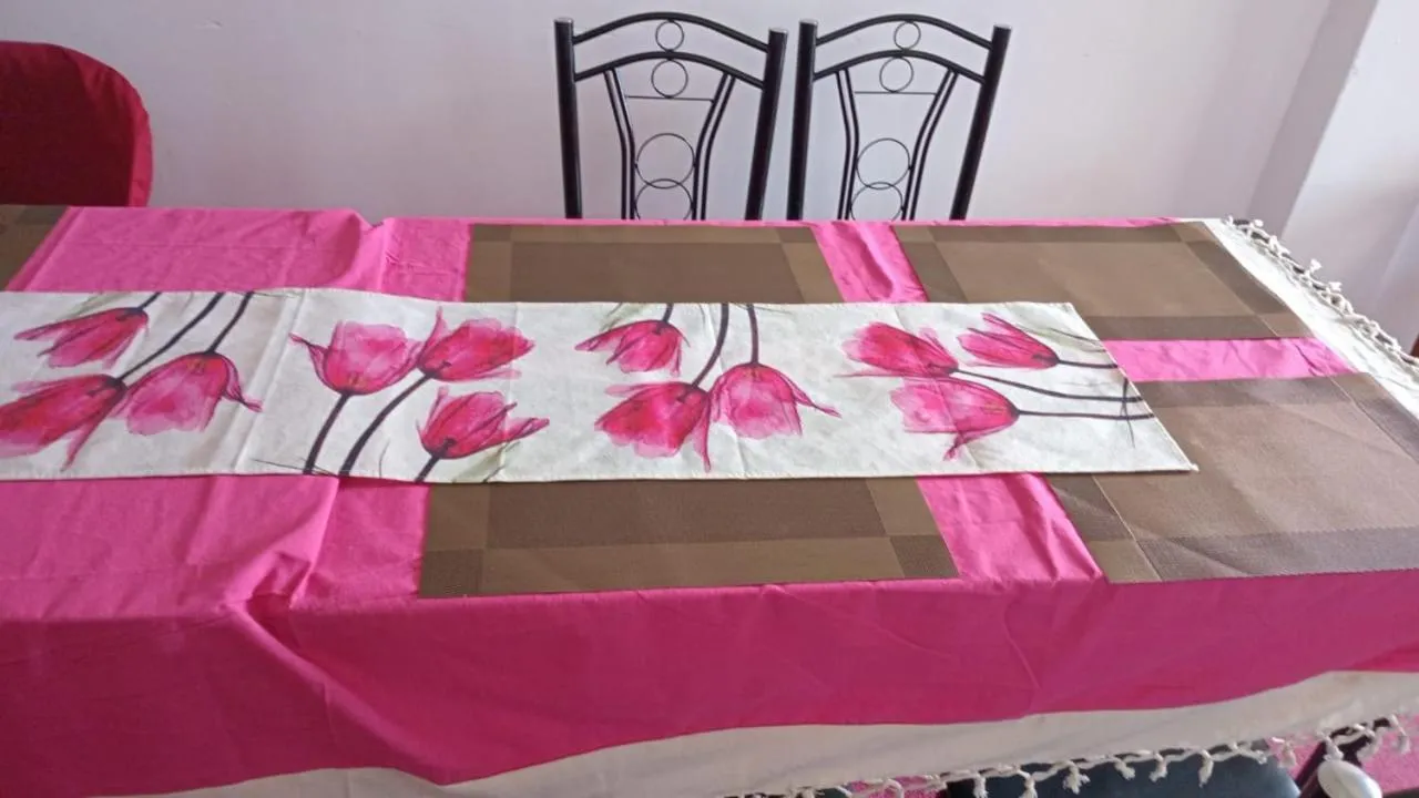 Bed in Frosty Heaven Guest House