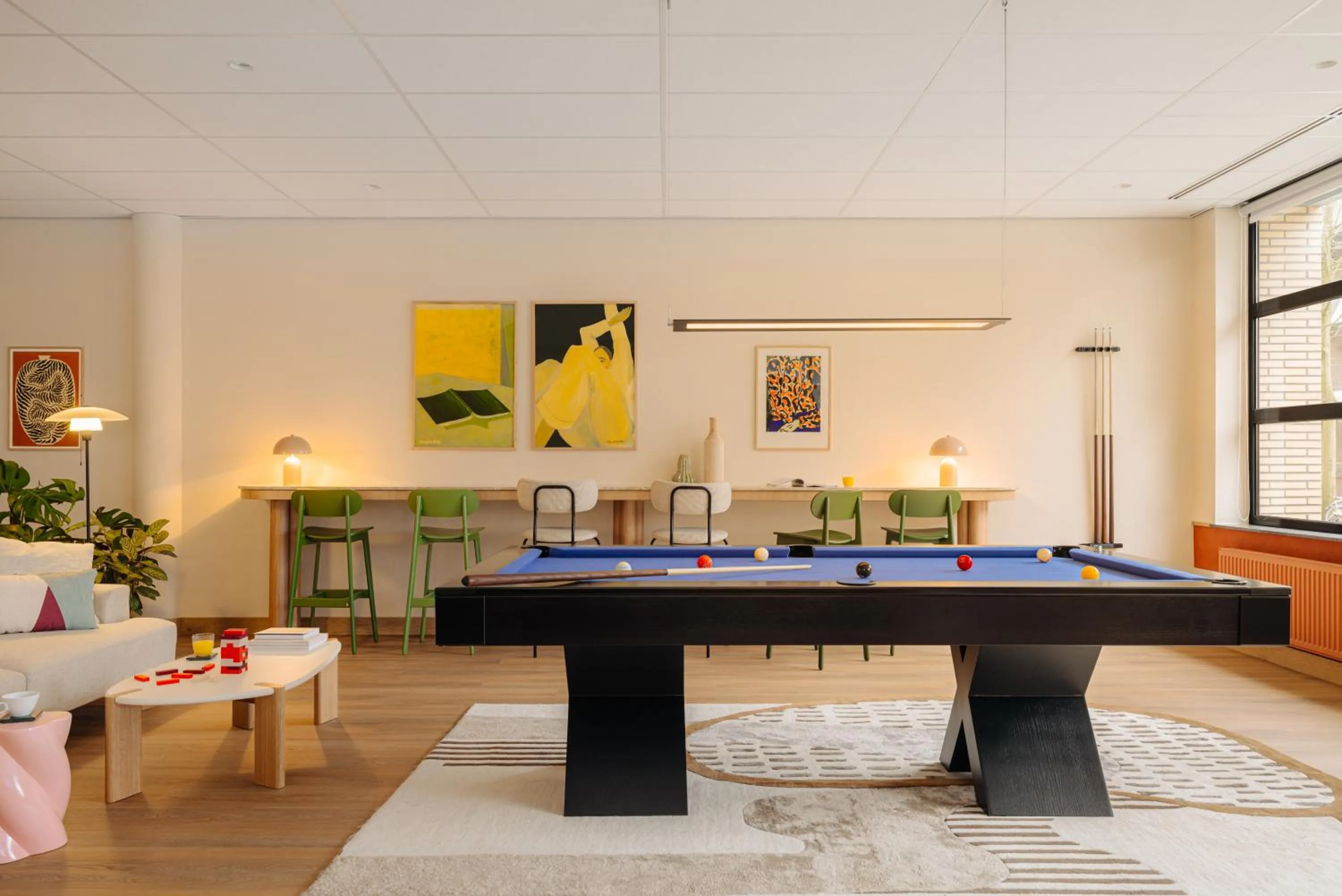 Lobby or reception in Leonardo Hotel Hengelo City Center