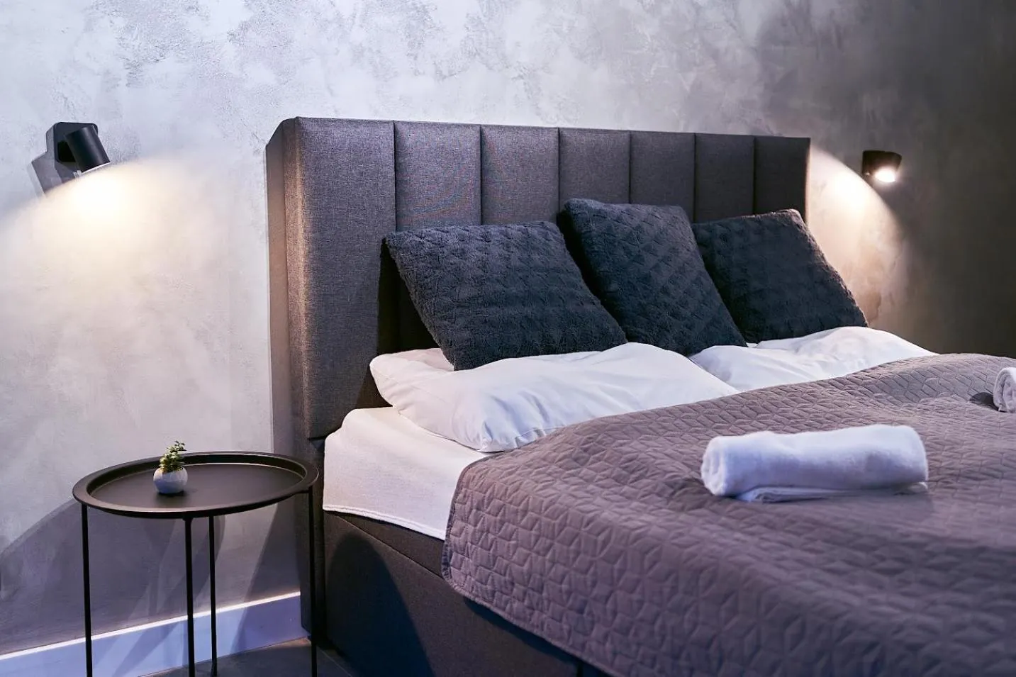 Bed in LAGUNA Ogrody Pieniawskie 8 z klimatyzacją