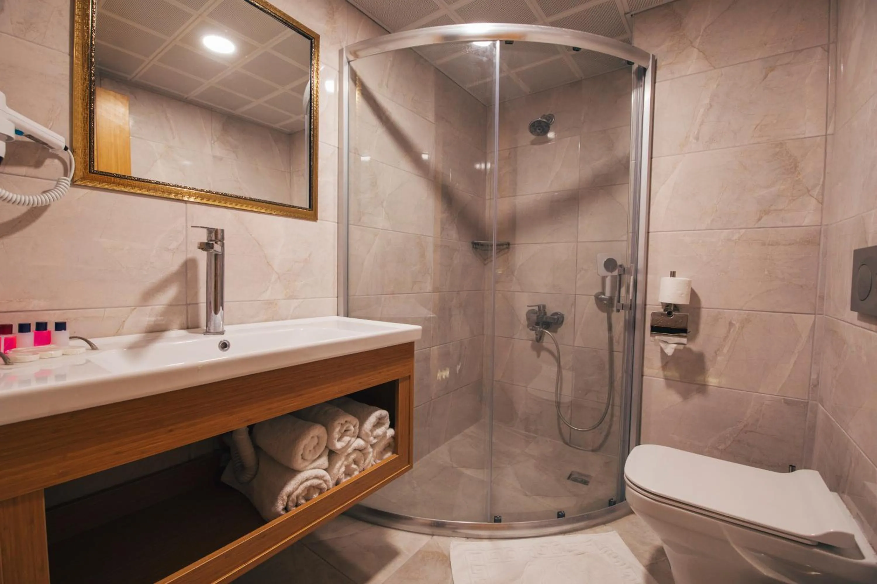 Royal Mersin Otel